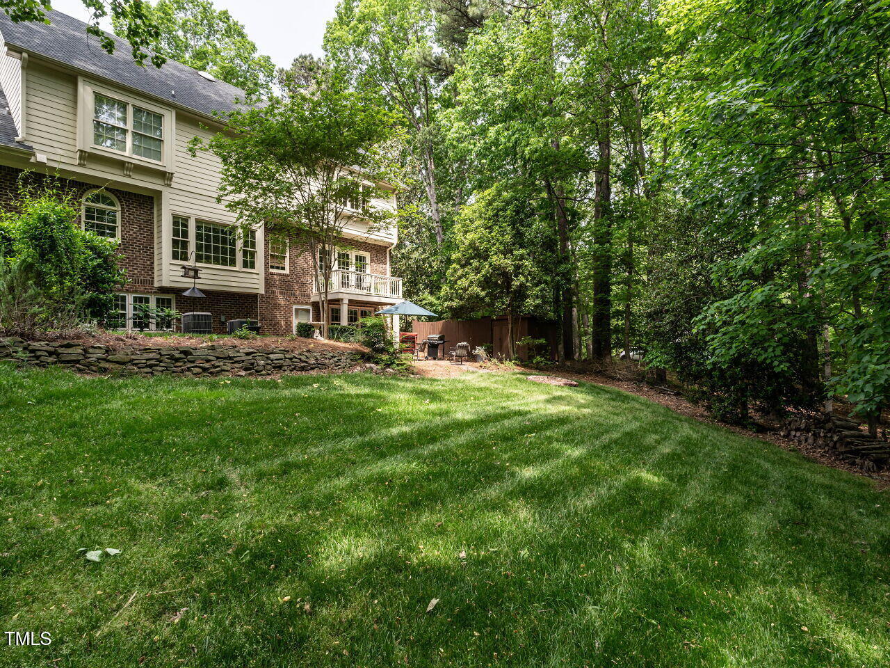 5317 Deep Valley