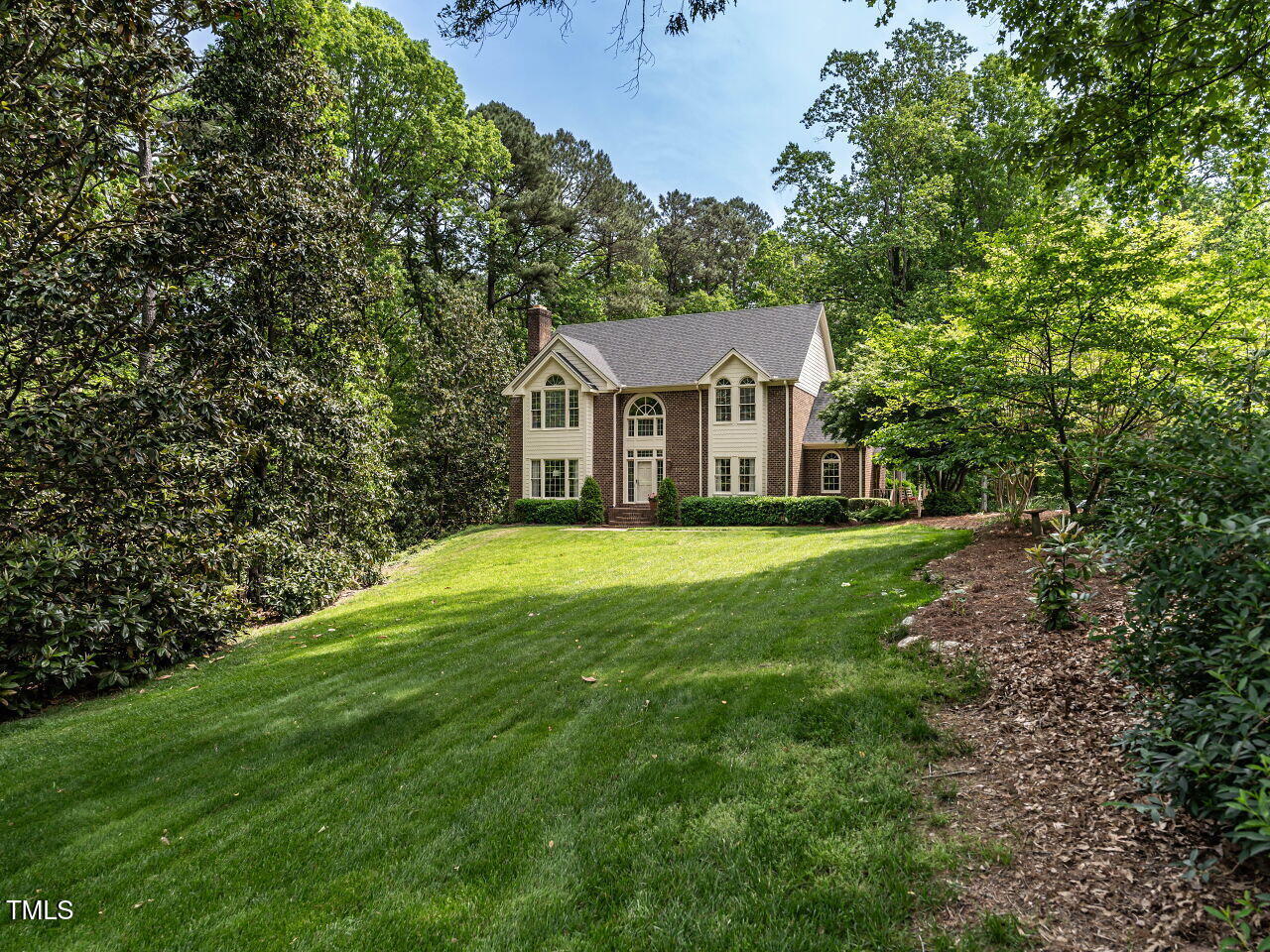5317 Deep Valley