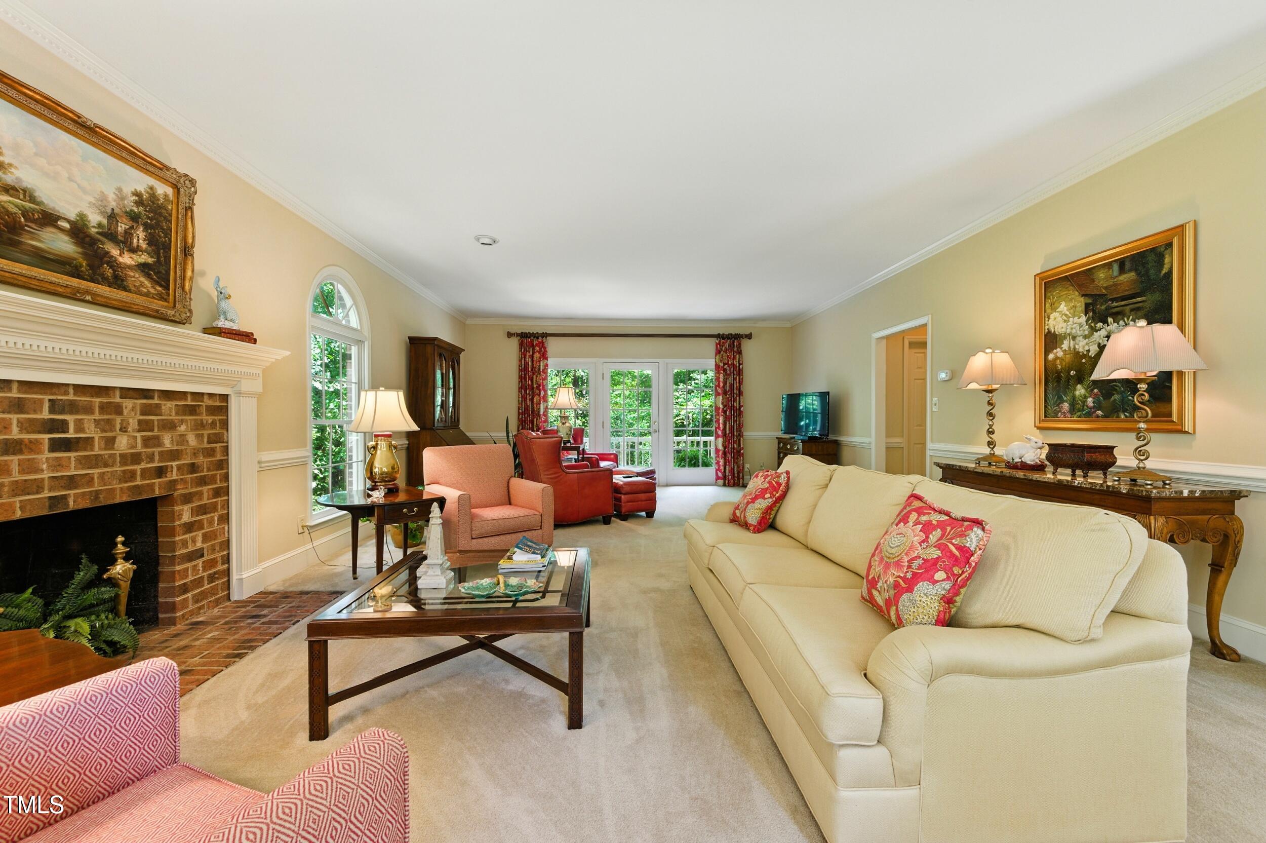 5317 Deep Valley