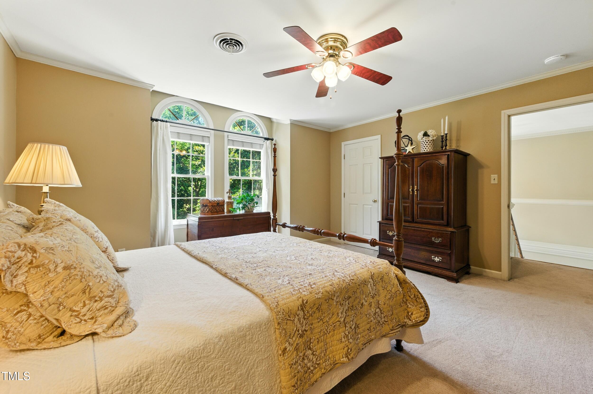 5317 Deep Valley
