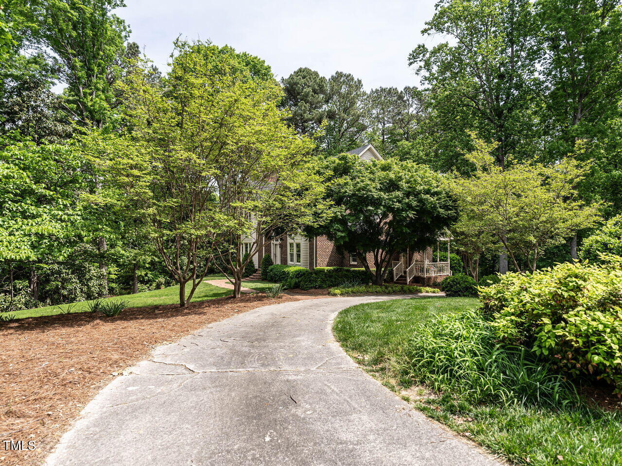 5317 Deep Valley