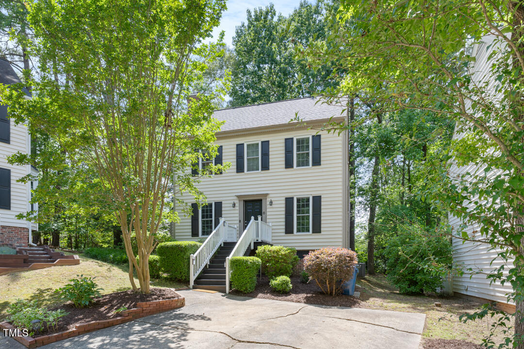 6 Weathergreen Court
