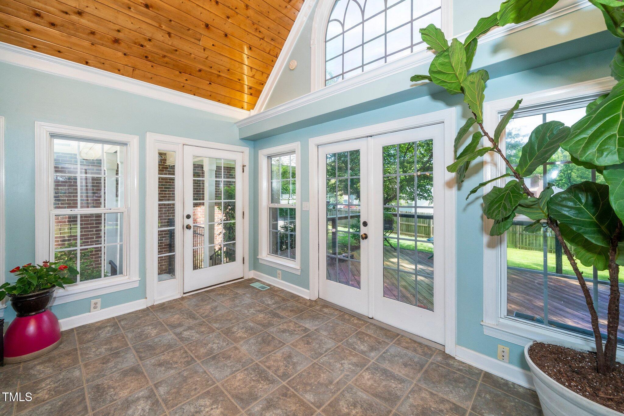 2417 Ridgeford Court