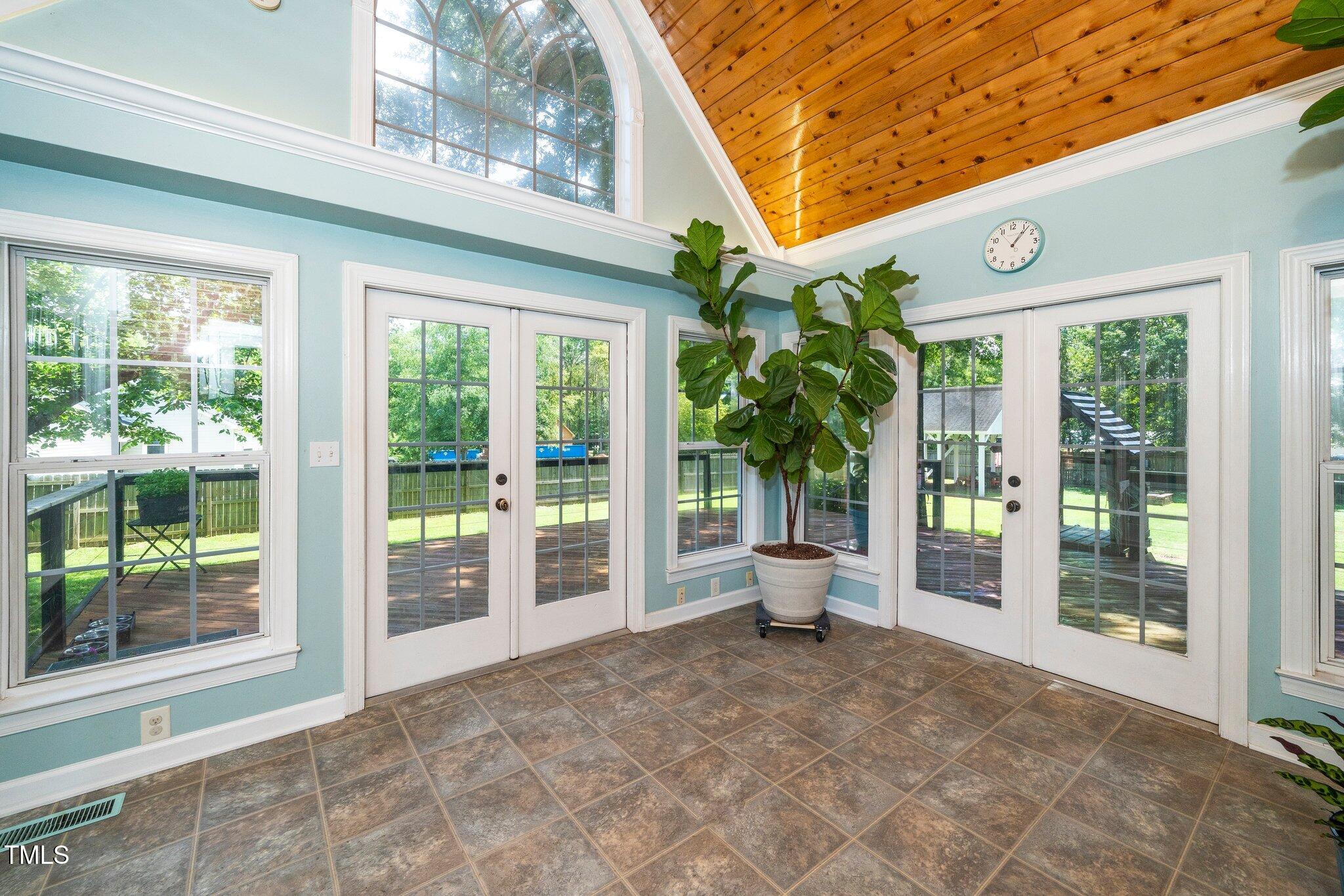 2417 Ridgeford Court