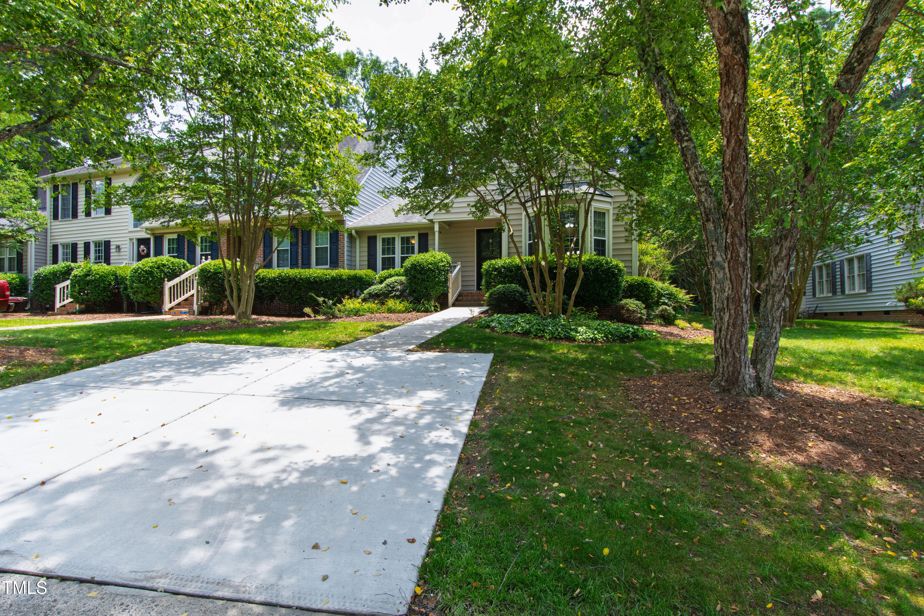 115 Heatherwood Drive