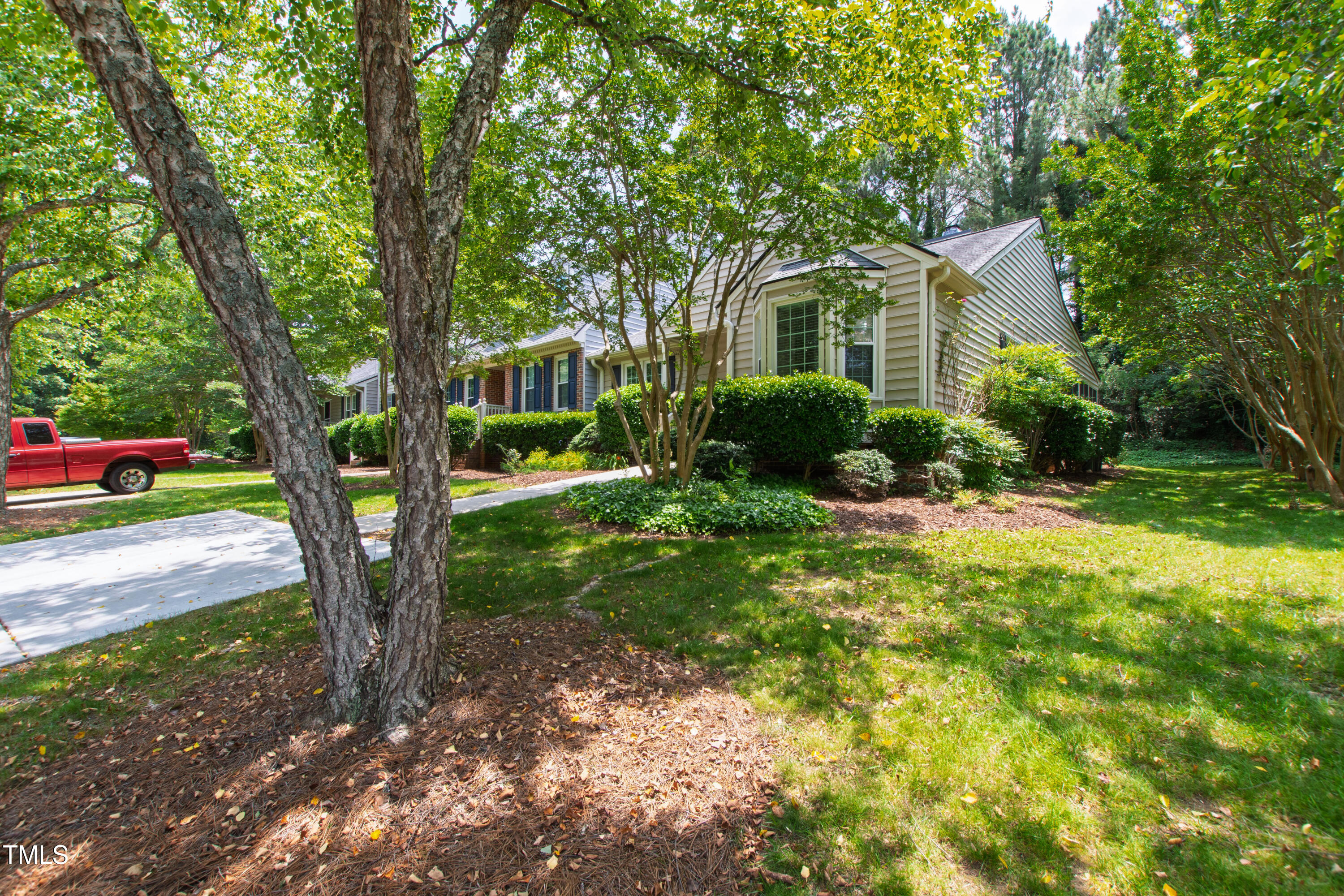 115 Heatherwood Drive