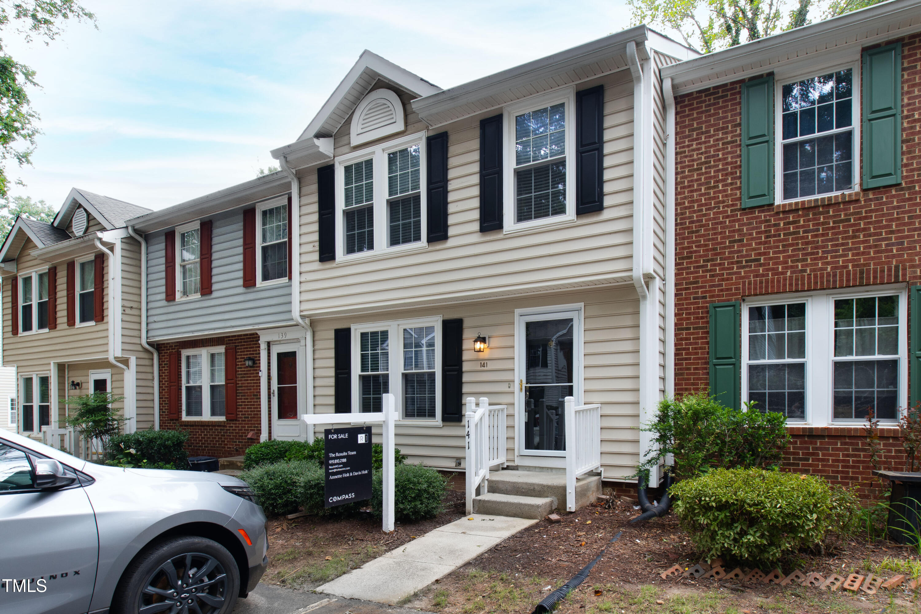 141 Riverwalk Circle