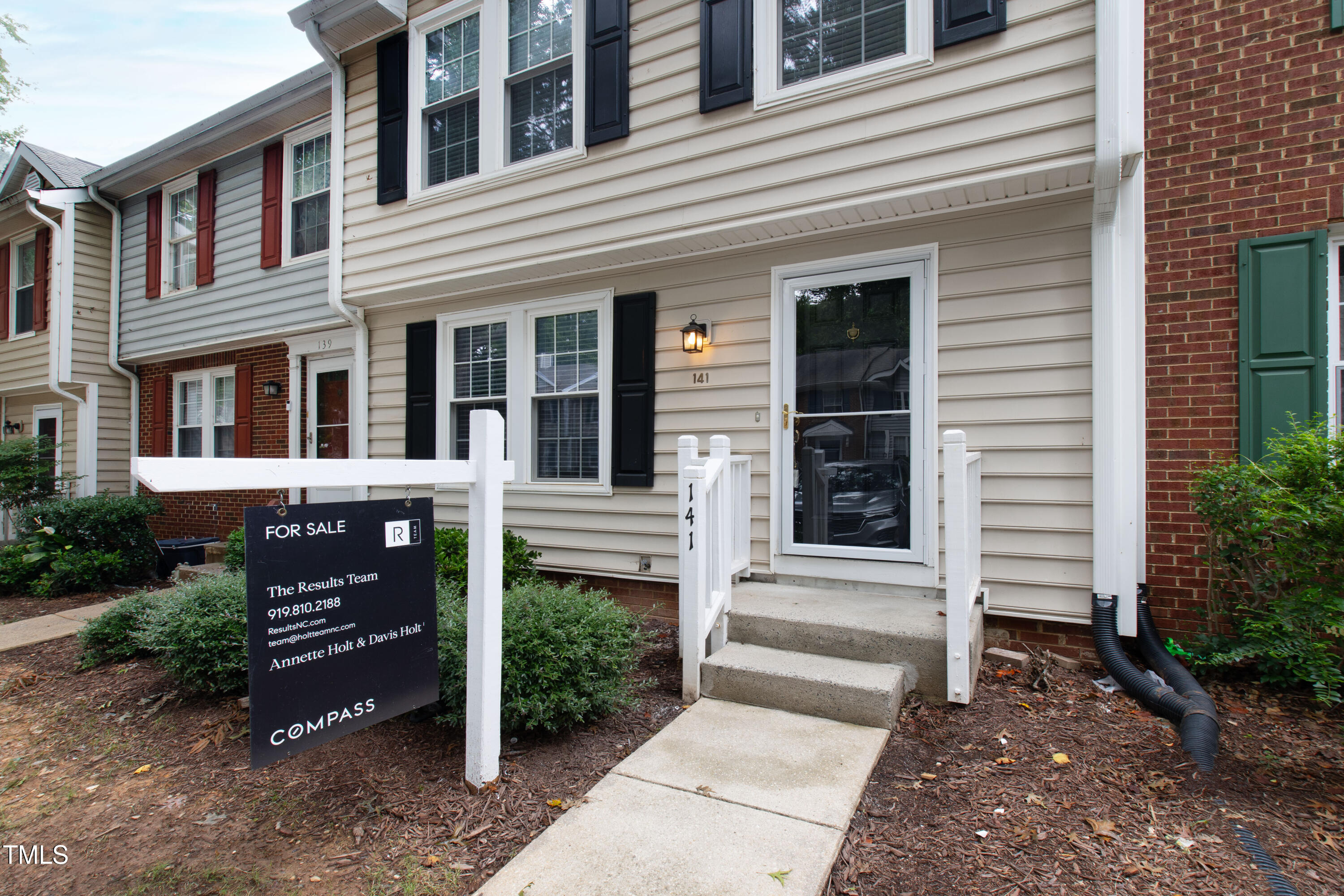 141 Riverwalk Circle