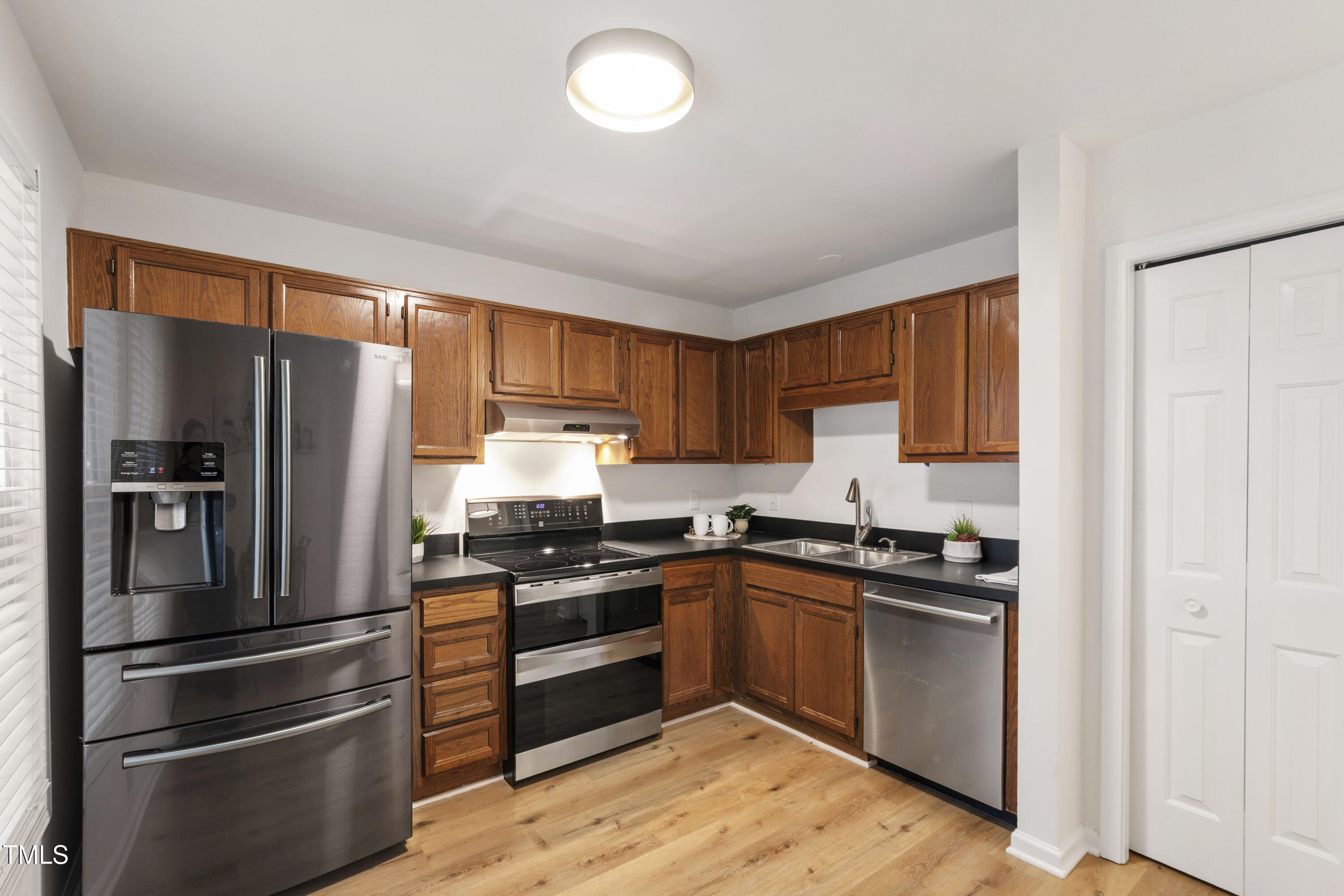 141 Riverwalk Circle
