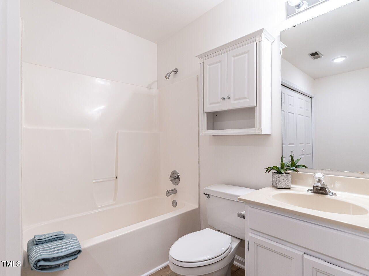 141 Riverwalk Circle