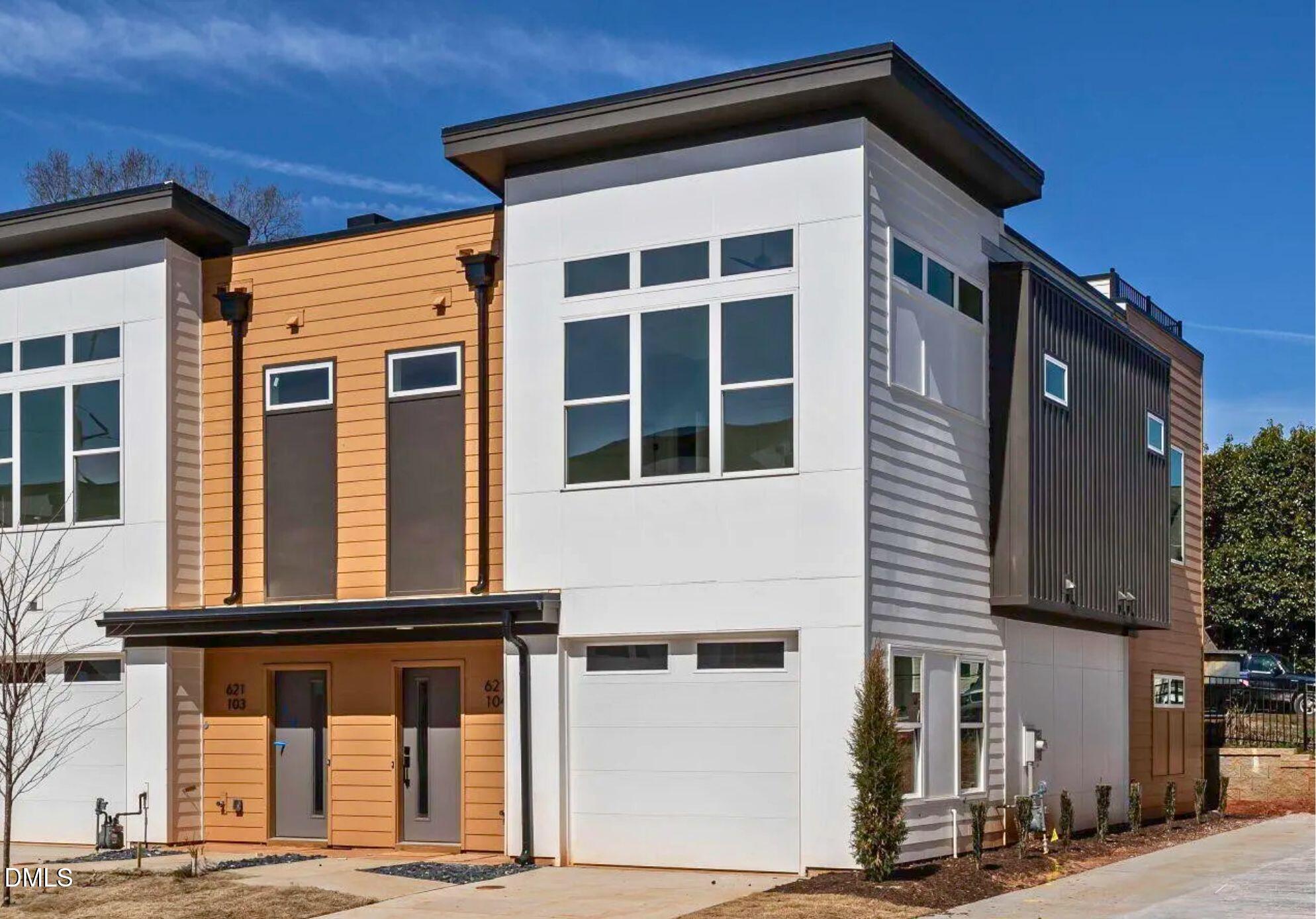 621 Walnut Hts Drive # 103