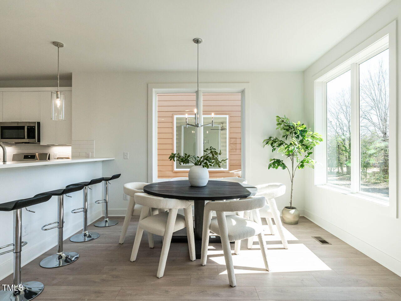 620 Walnut Heights Drive # 103