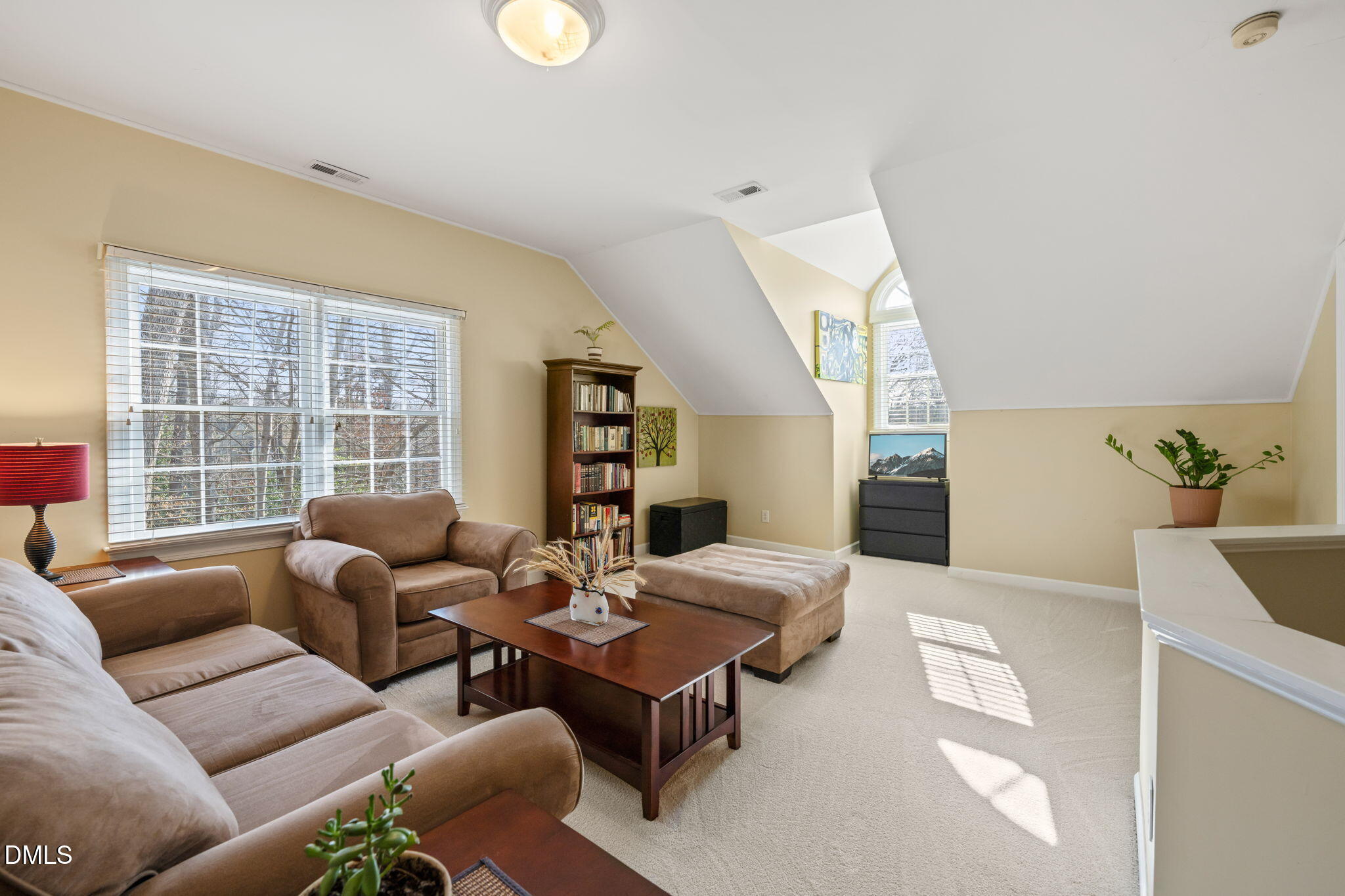 105 Loch Bend Lane