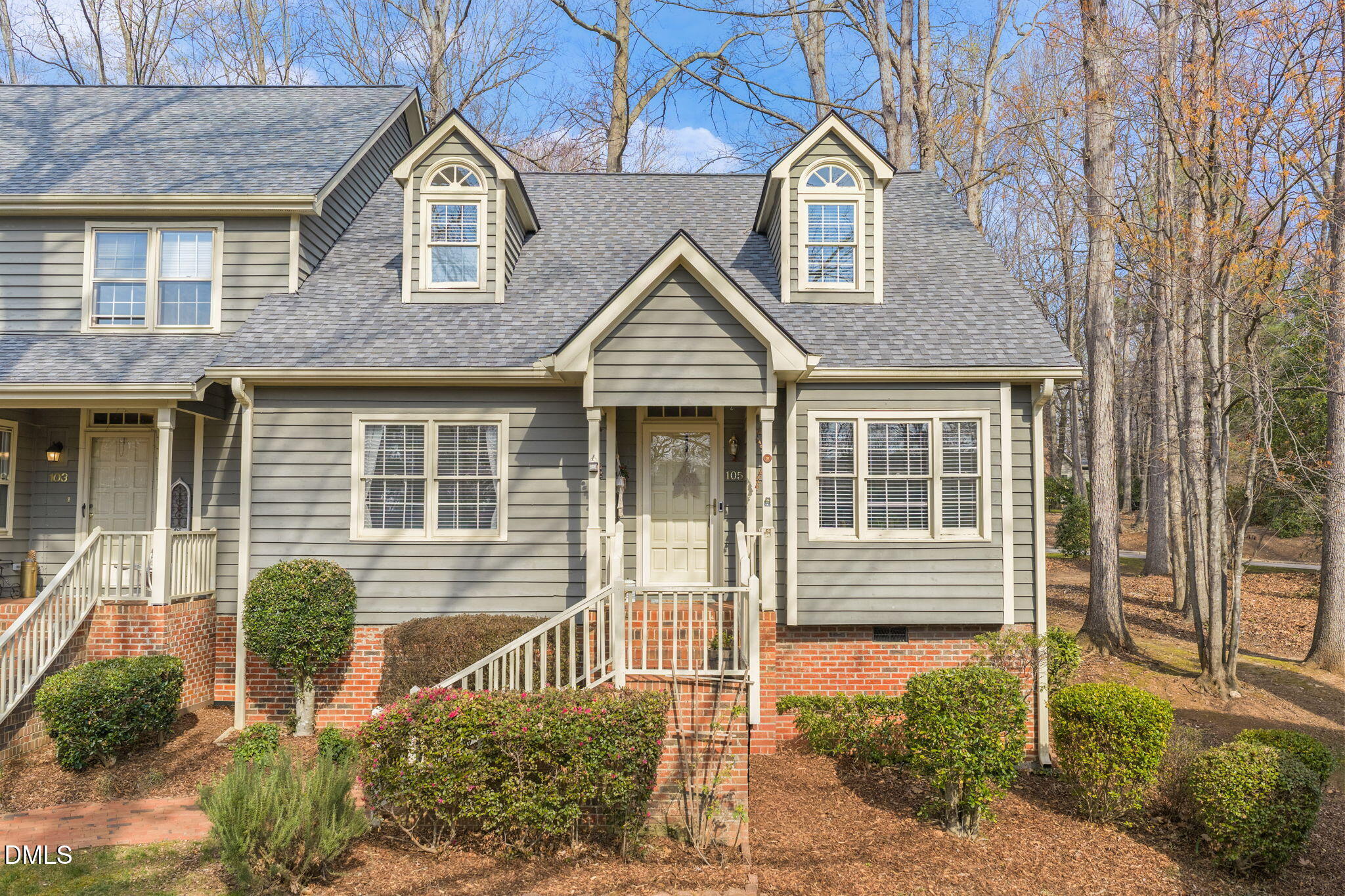 105 Loch Bend Lane