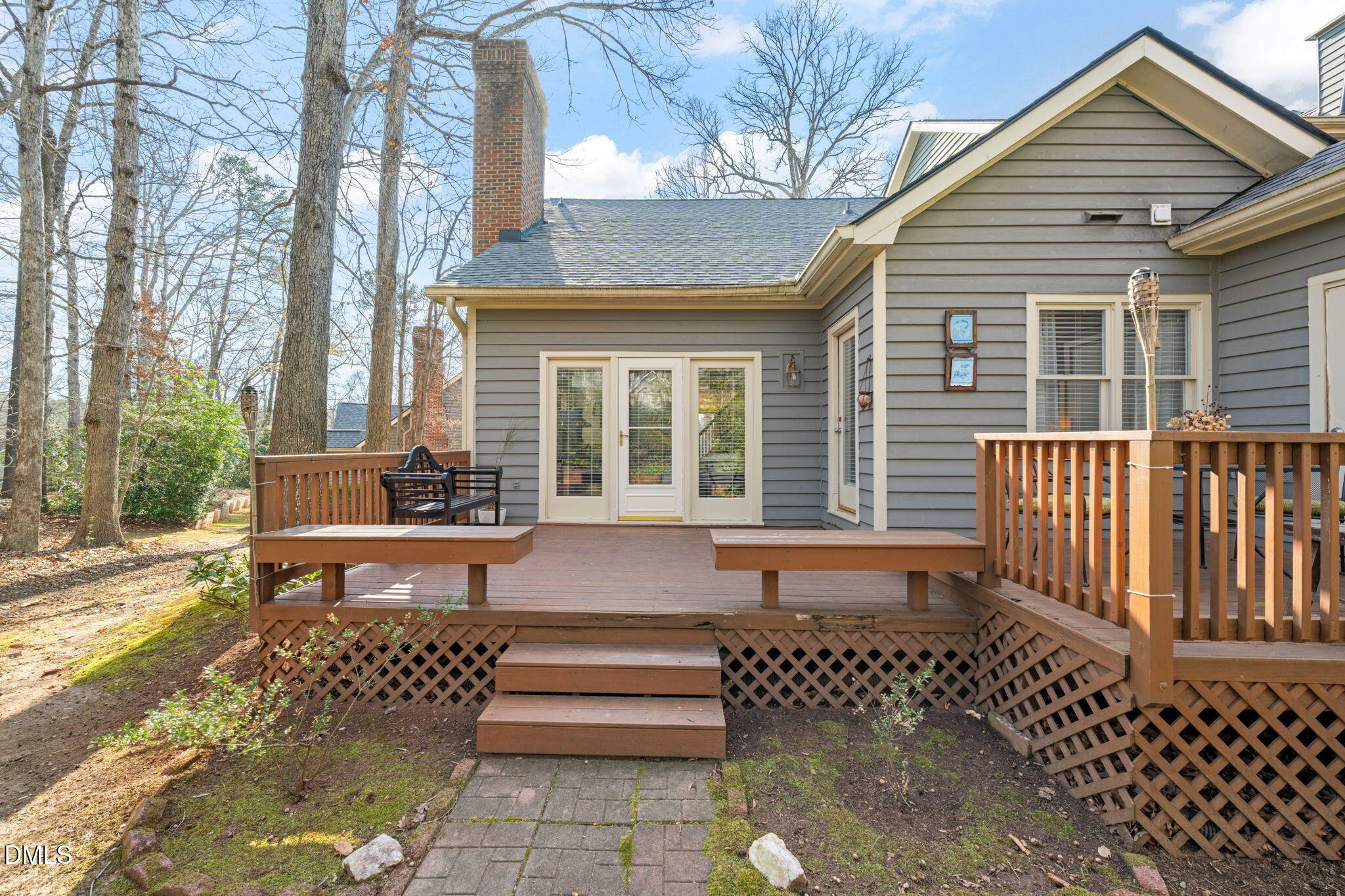 105 Loch Bend Lane