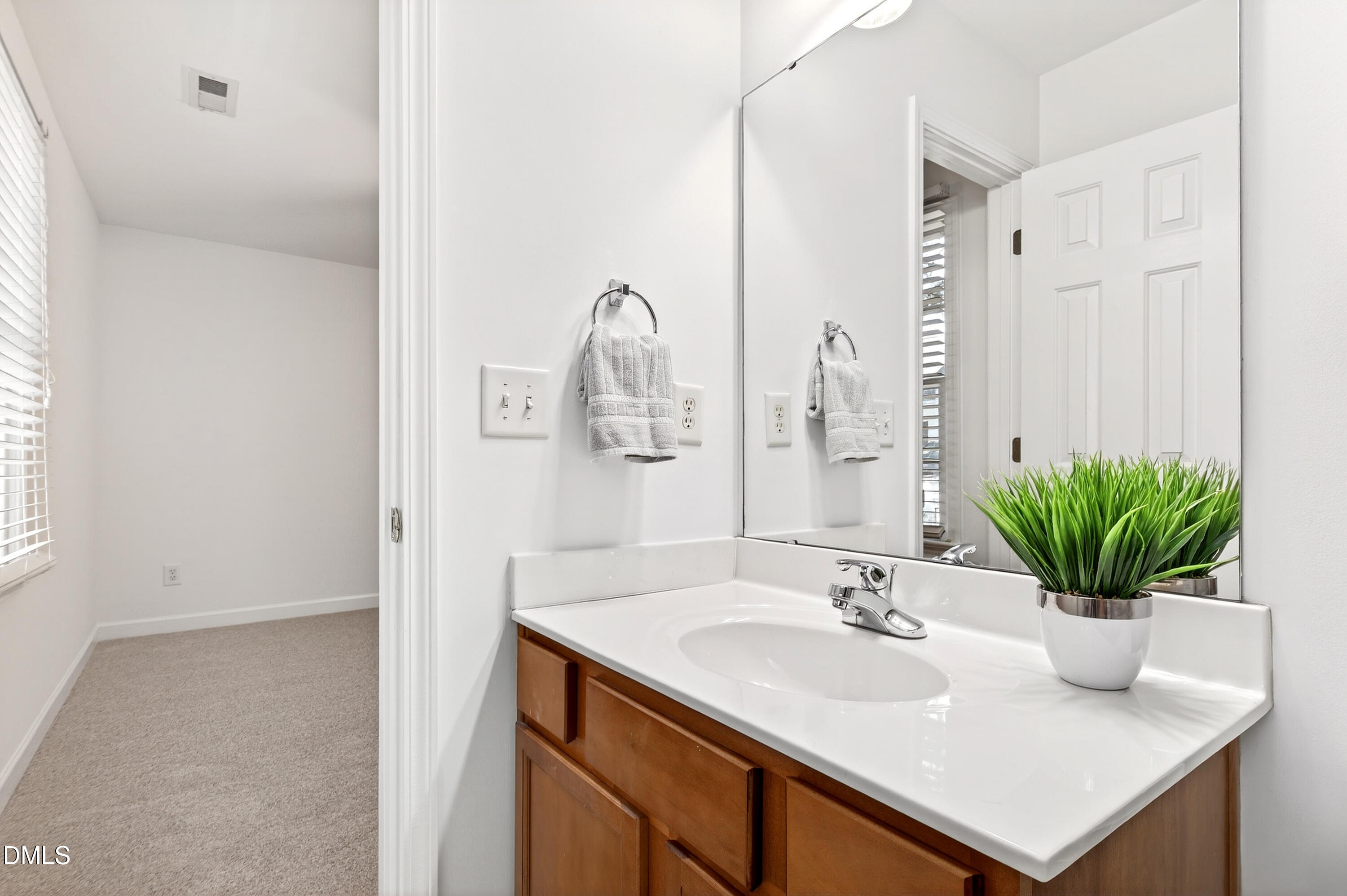 5508 Cottonrose Lane