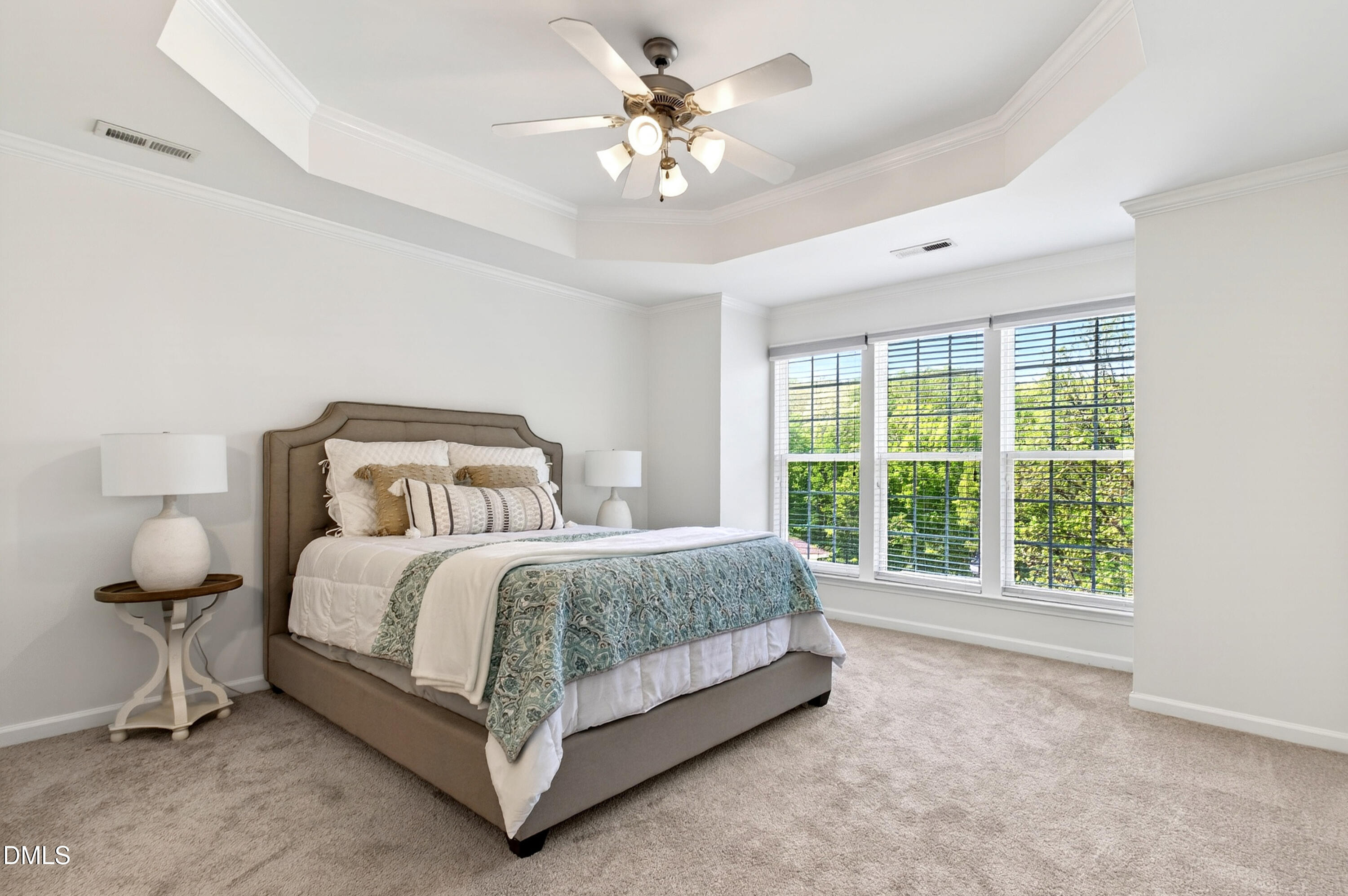 5415 Crescentview Parkway