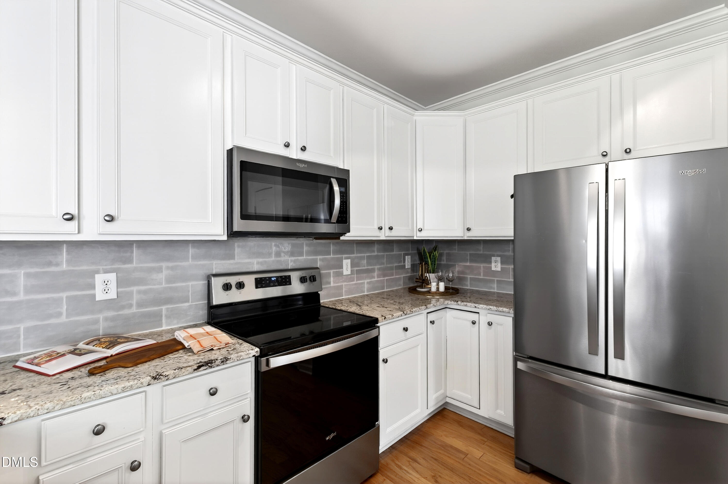 5415 Crescentview Parkway