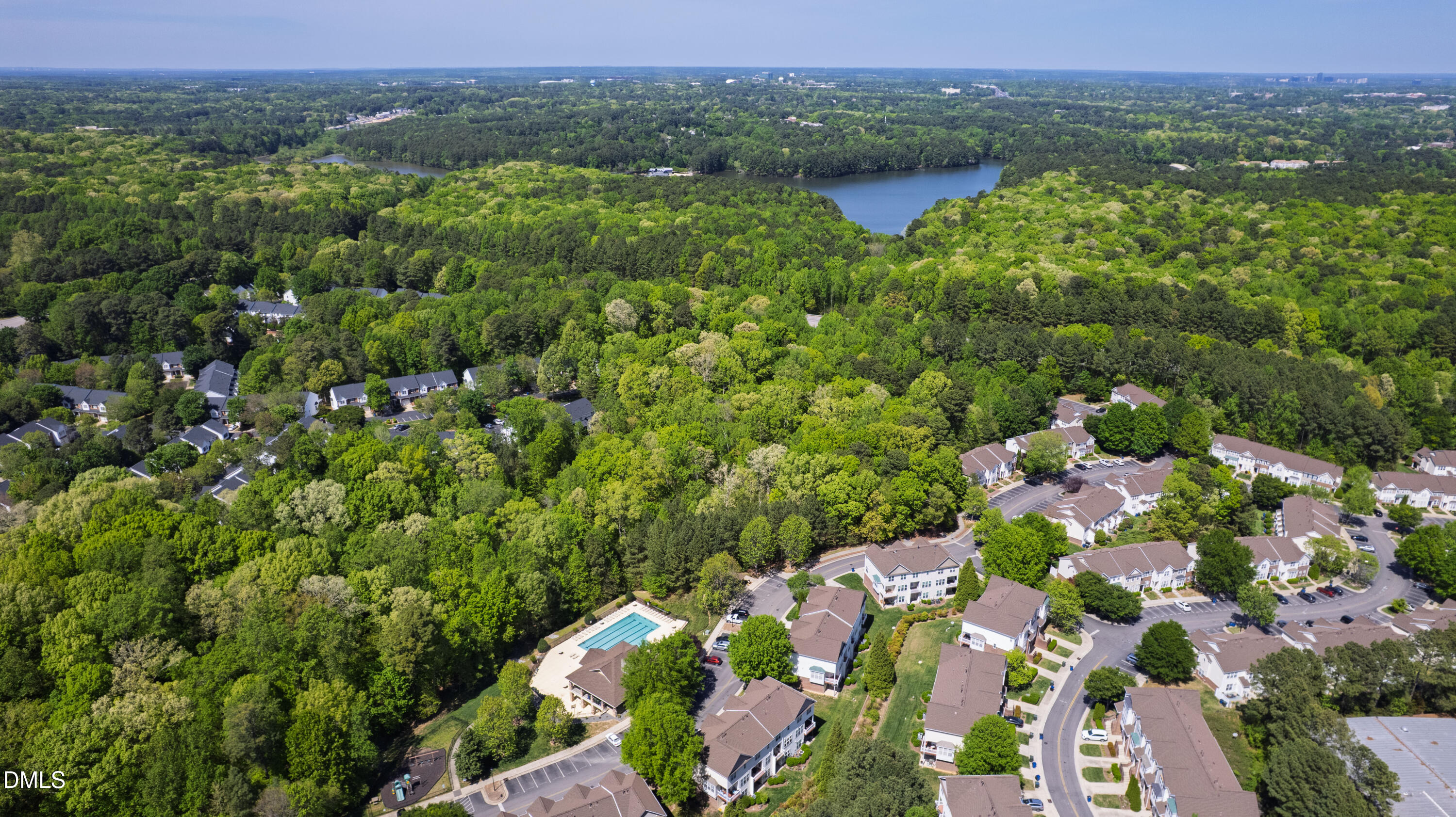 5415 Crescentview Parkway