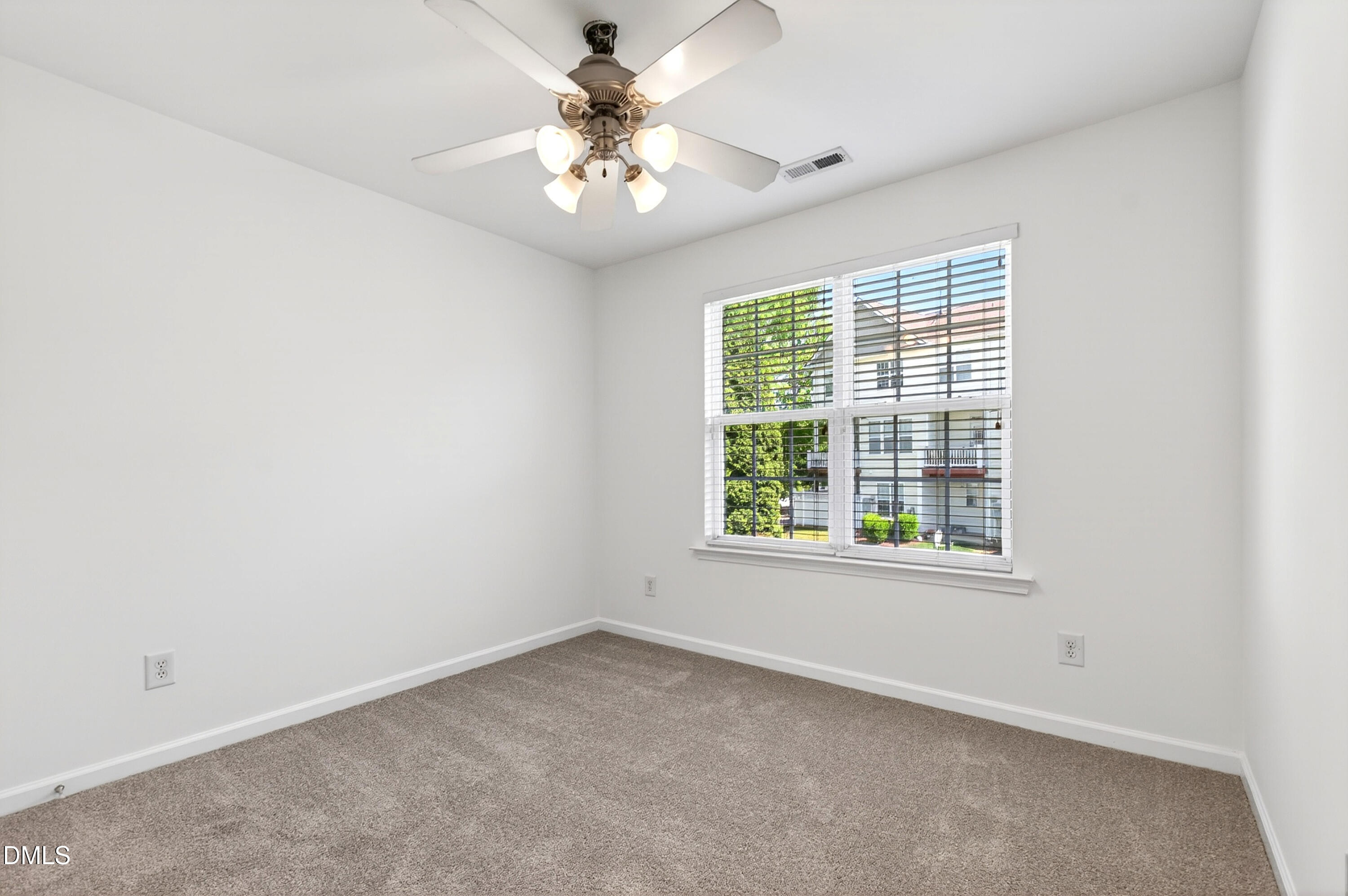 5415 Crescentview Parkway