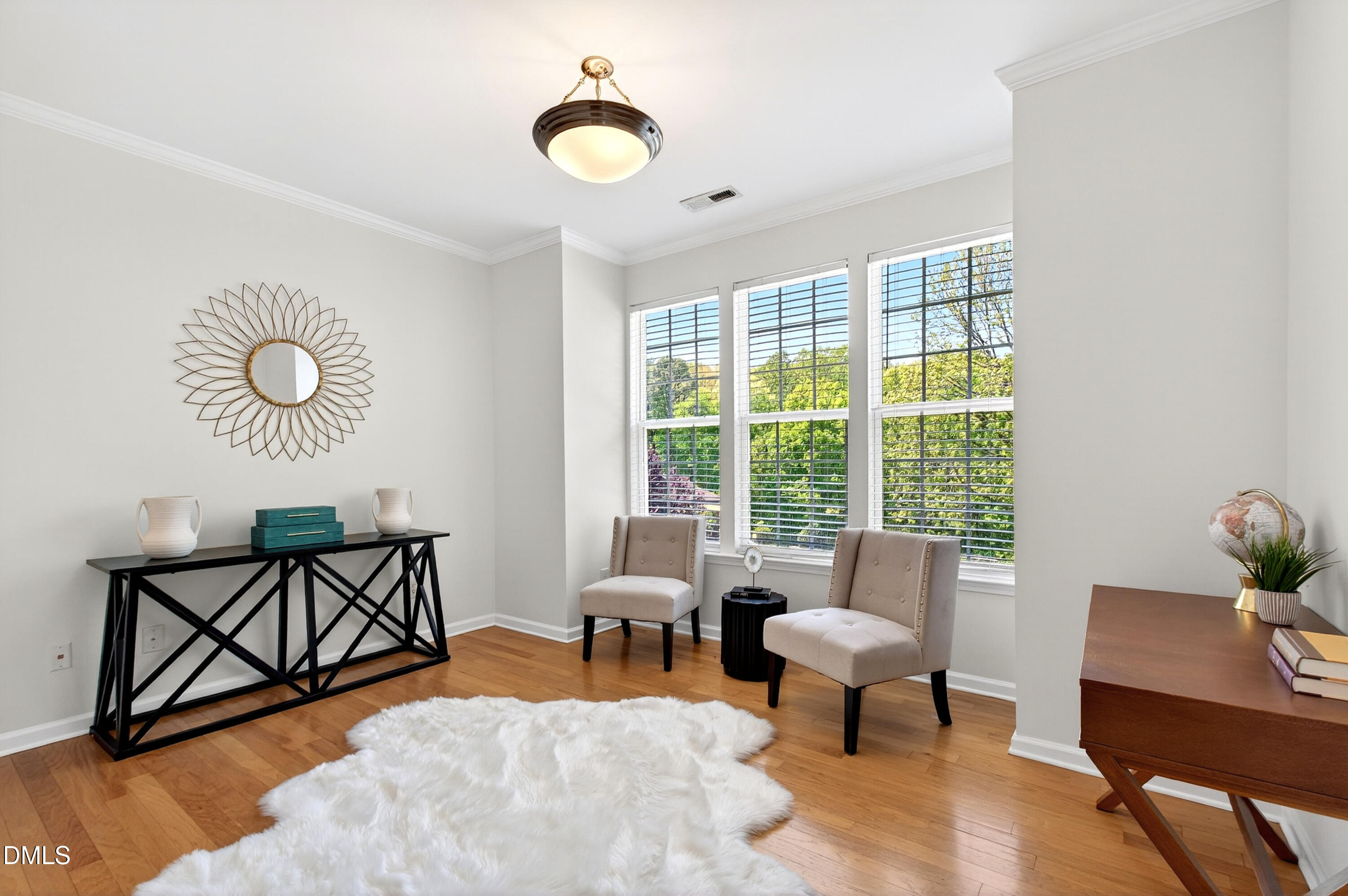 5415 Crescentview Parkway