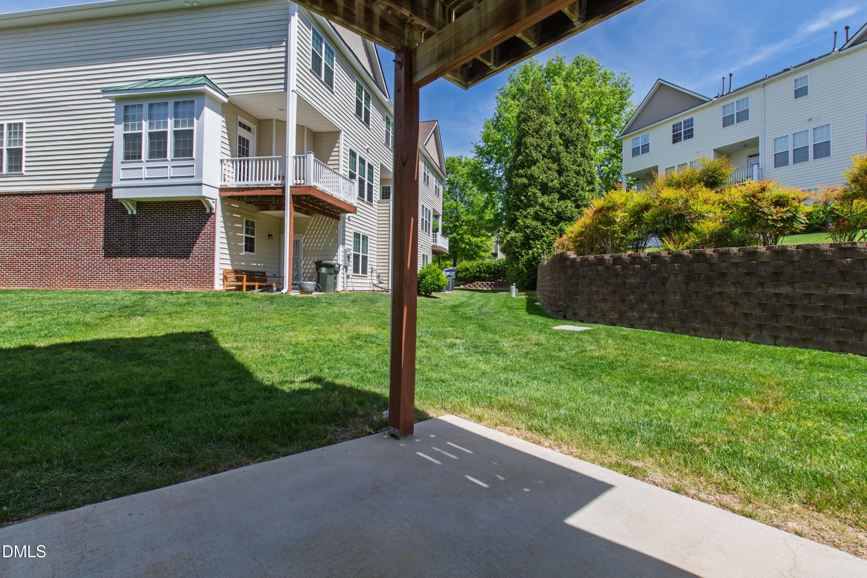 5415 Crescentview Parkway