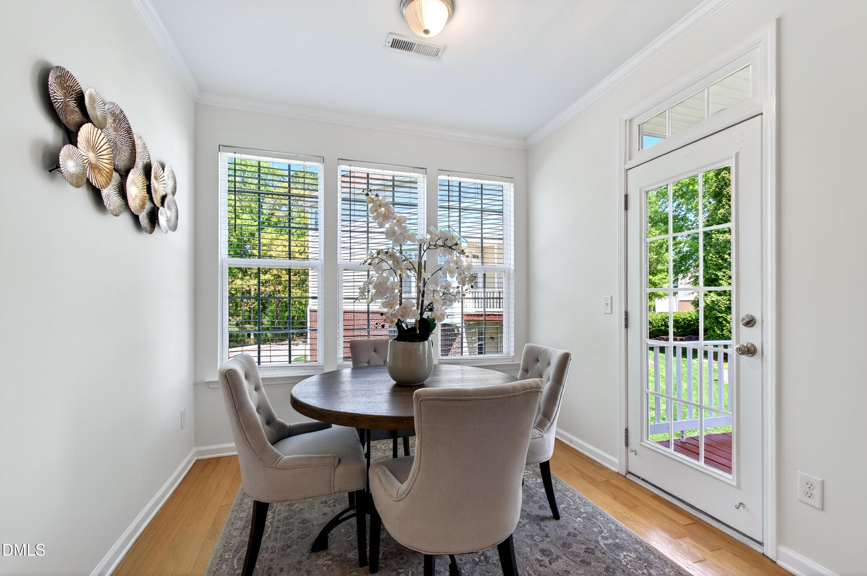 5415 Crescentview Parkway