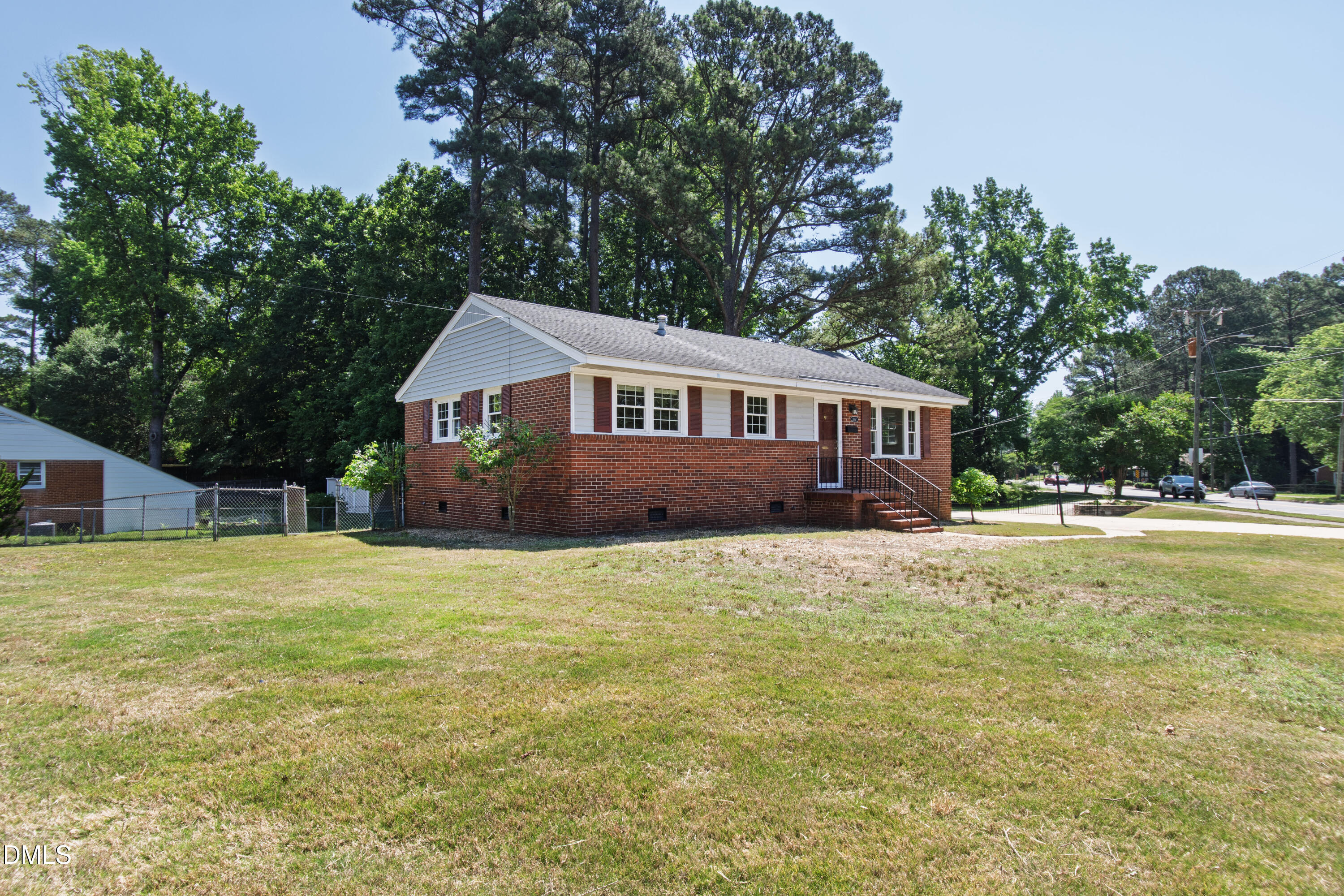 2467 Milburnie Road