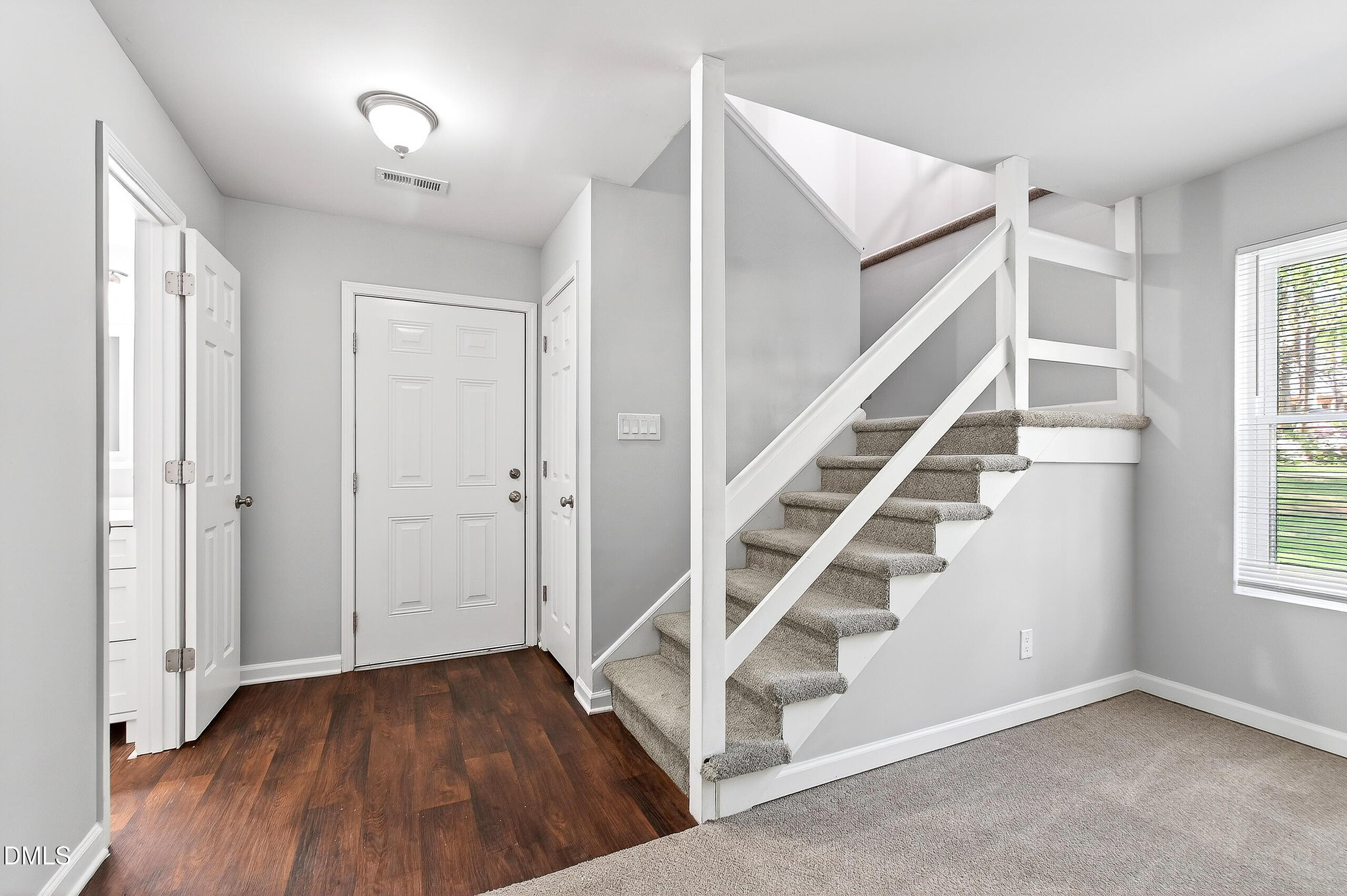 128 Rainbow Court