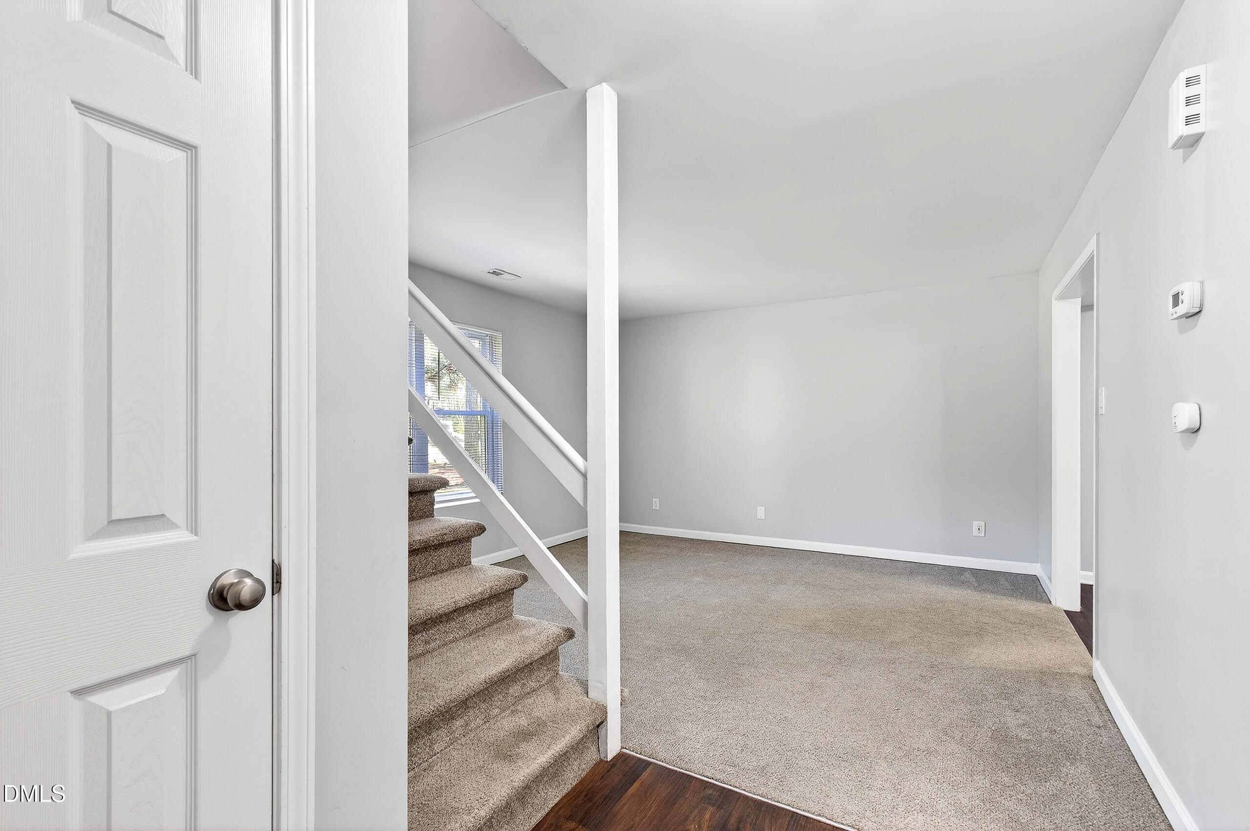 128 Rainbow Court
