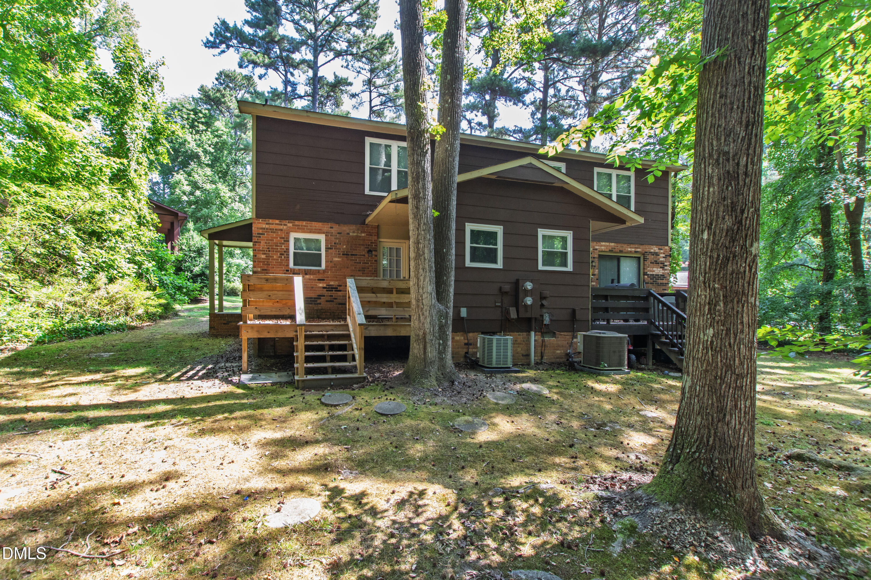 128 Rainbow Court
