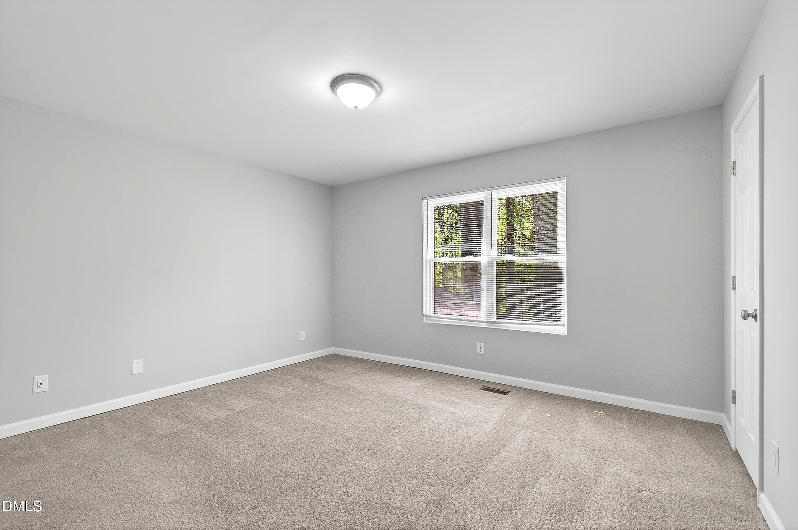 128 Rainbow Court