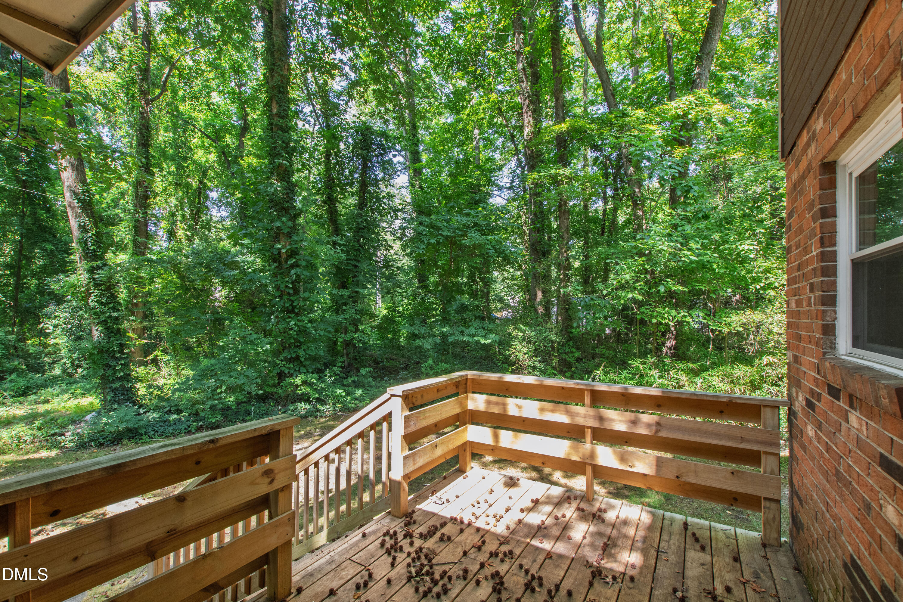 128 Rainbow Court