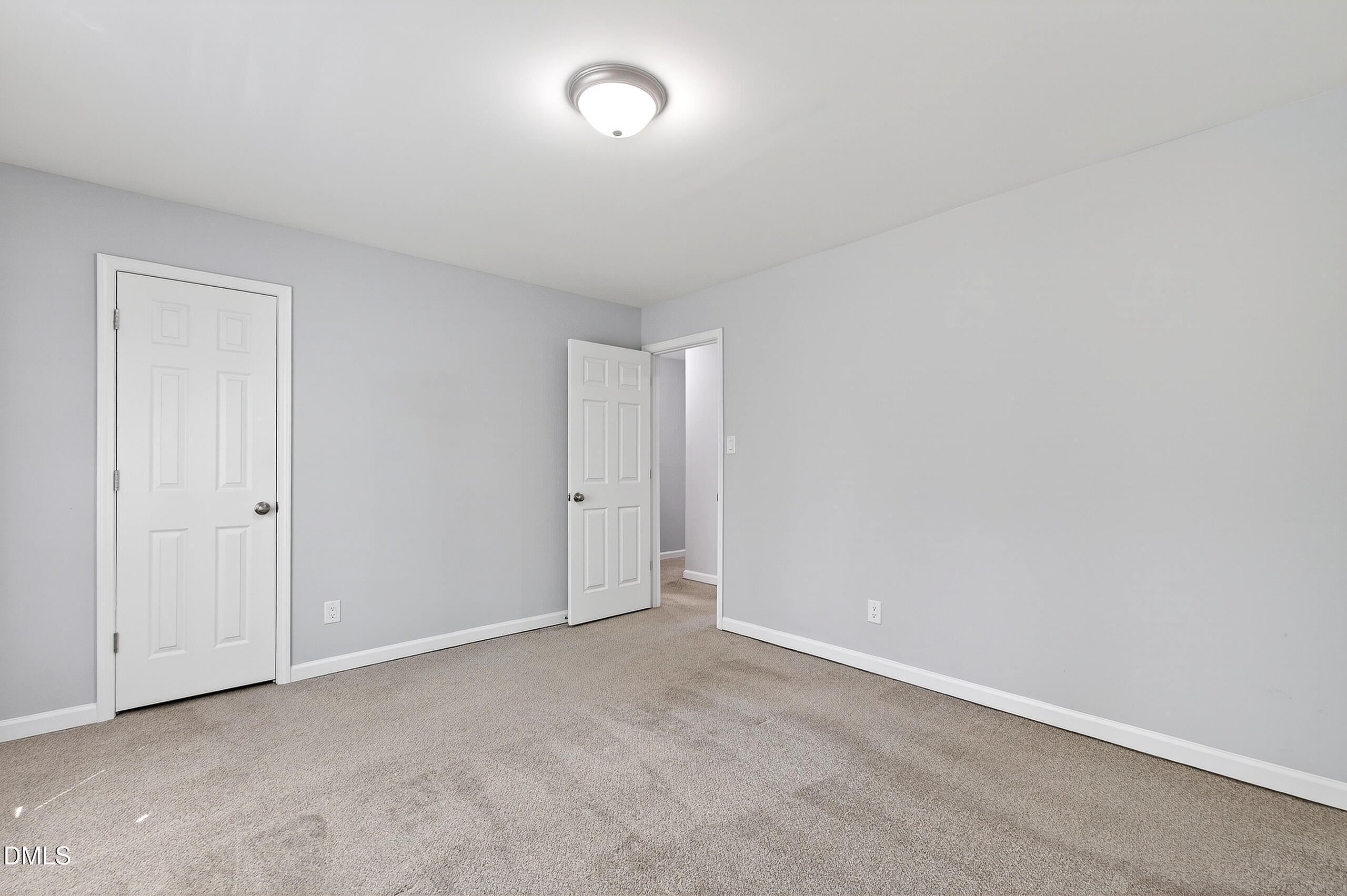 128 Rainbow Court