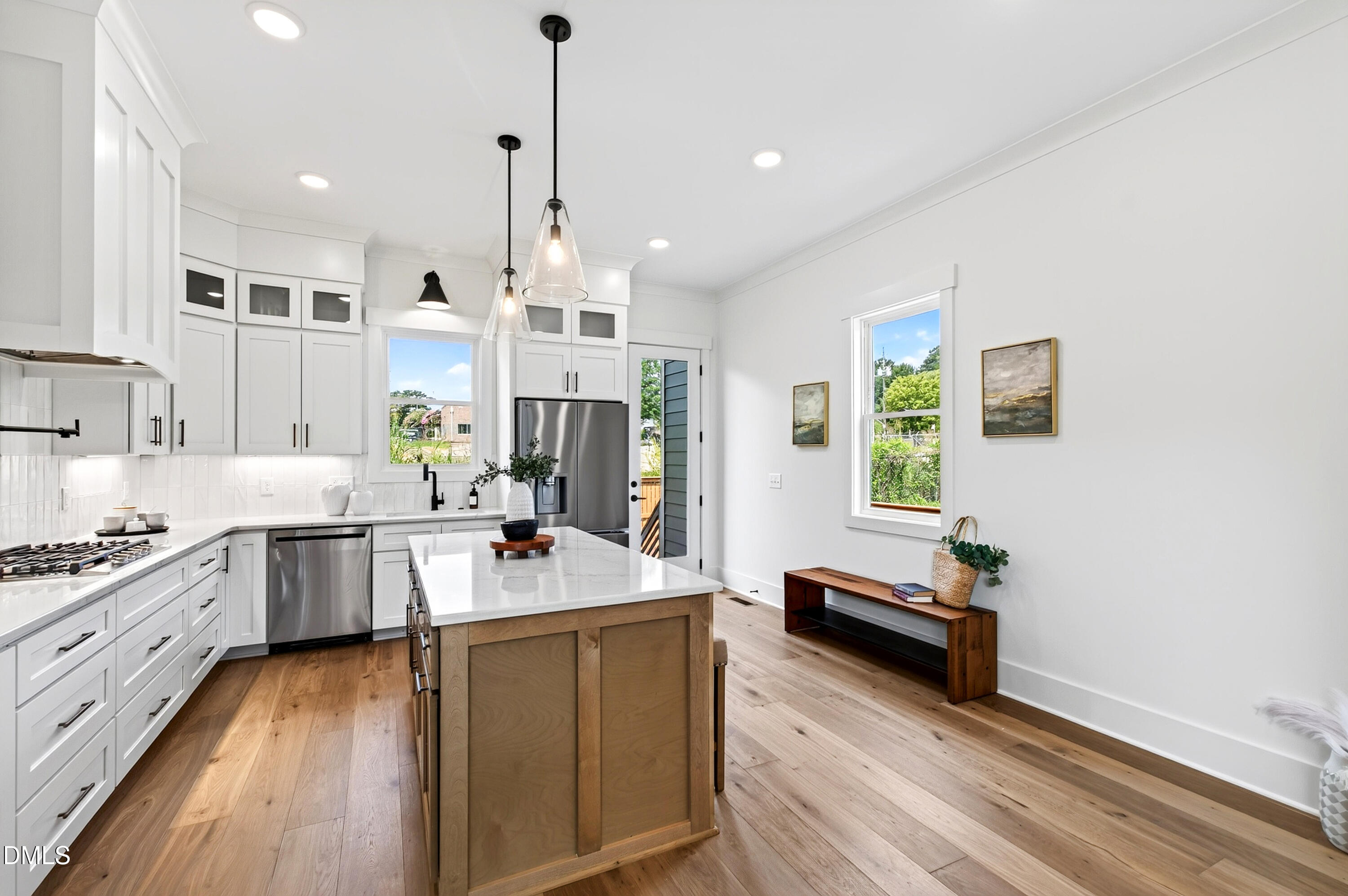 1608 Ellen Dawson Way