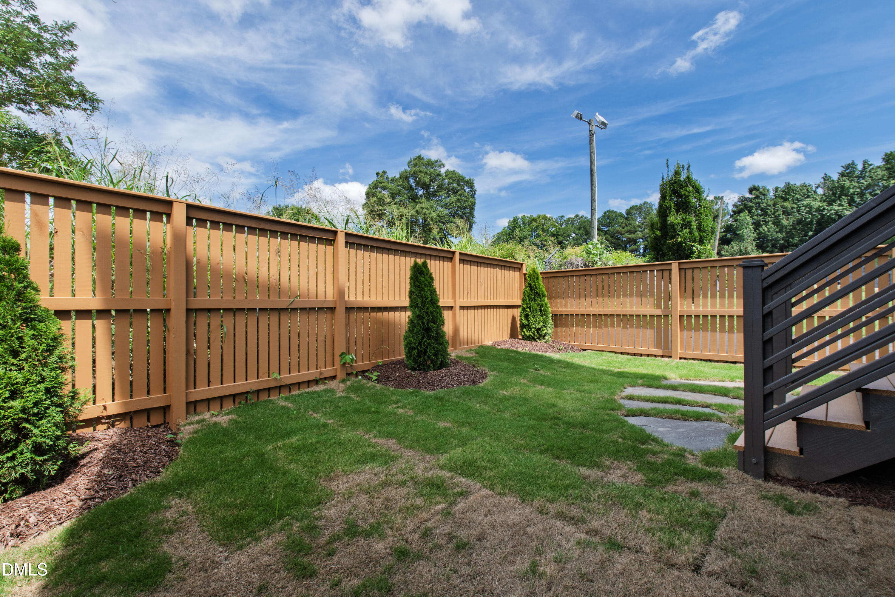 1608 Ellen Dawson Way