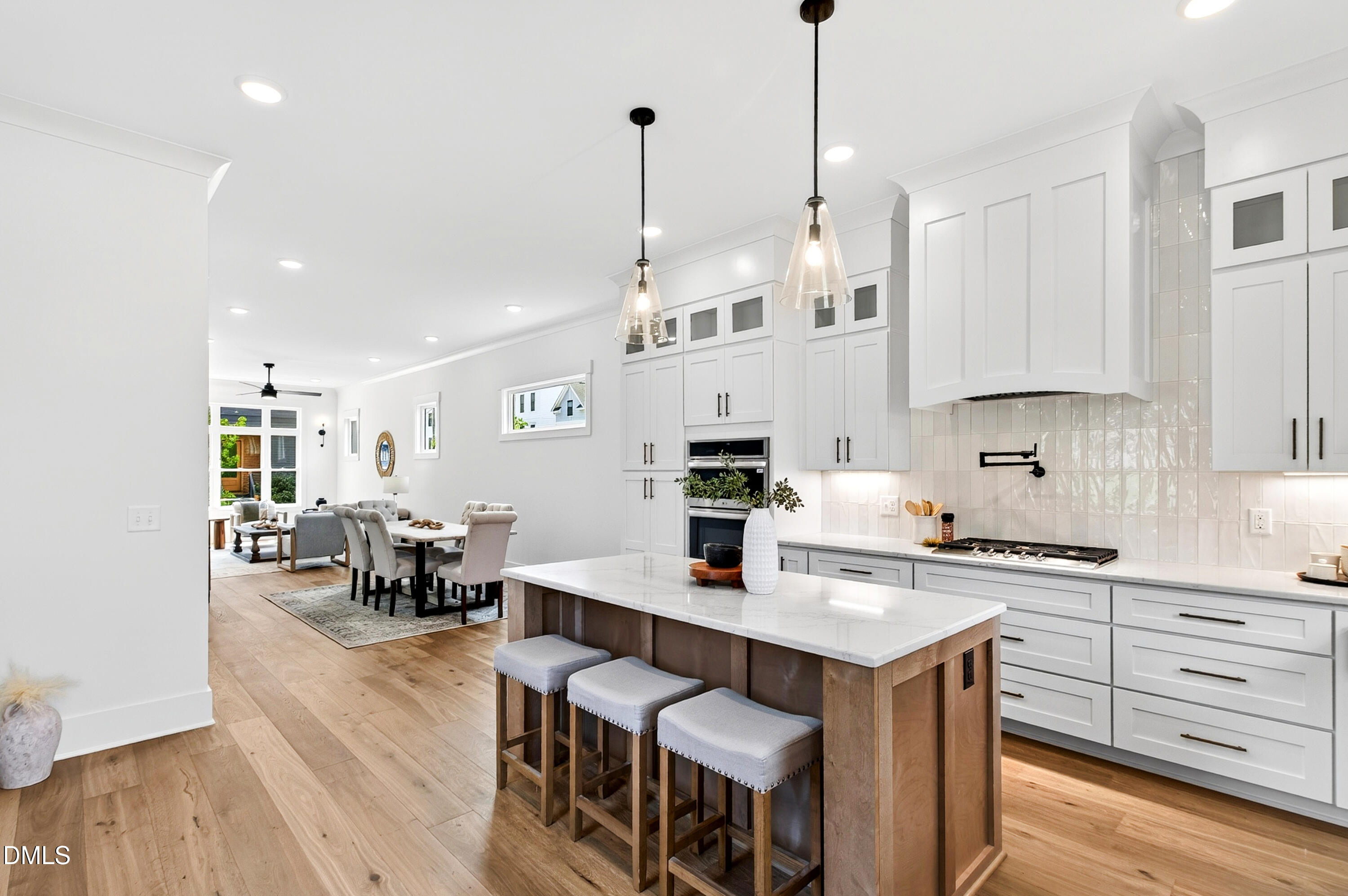 1608 Ellen Dawson Way