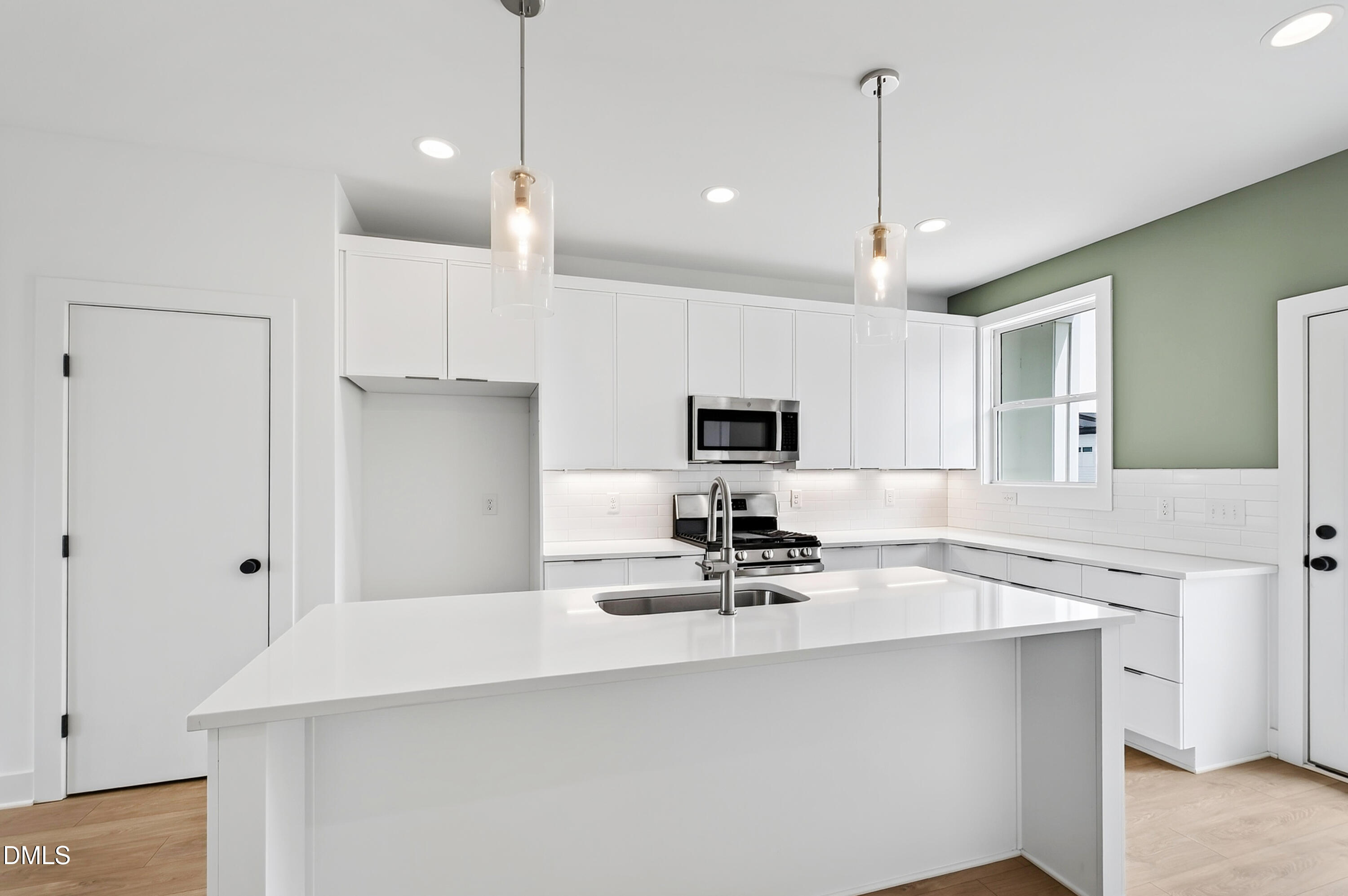 1317 Garner Road # 102