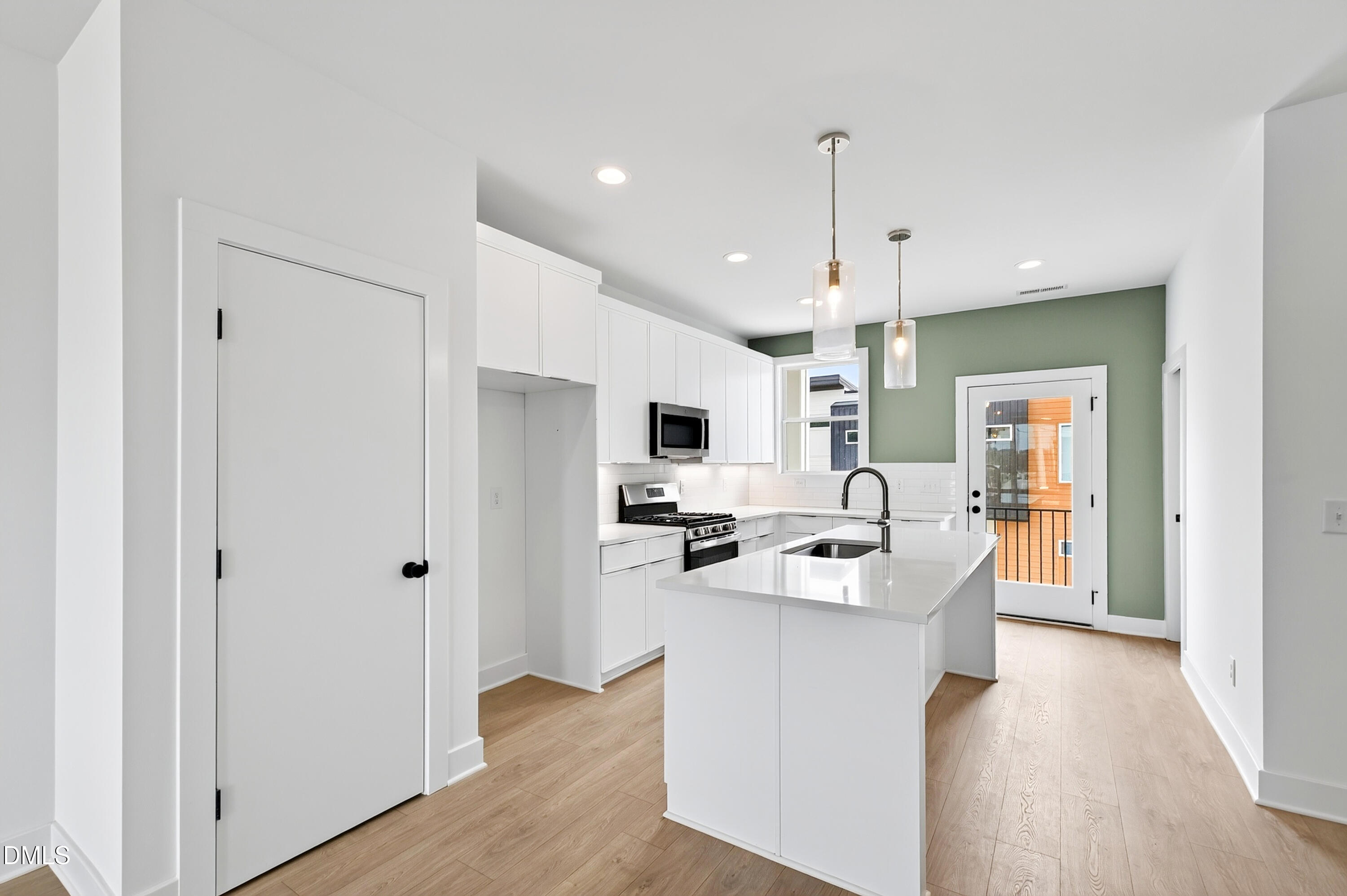 1317 Garner Road # 102