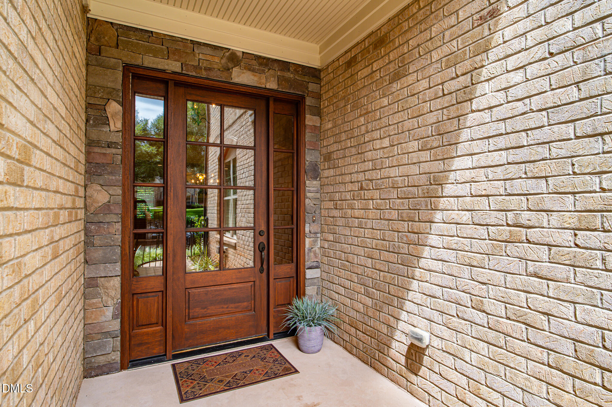 152 Arabella Court