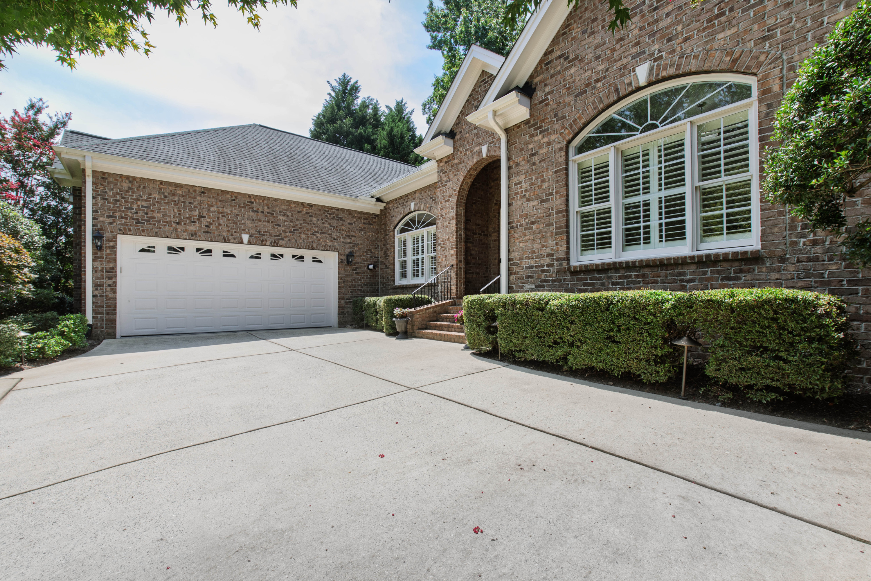 120 Swan Lake Court