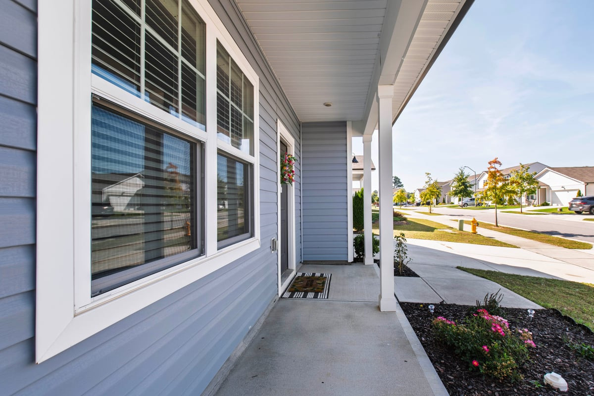 1520 Crested Iris Street