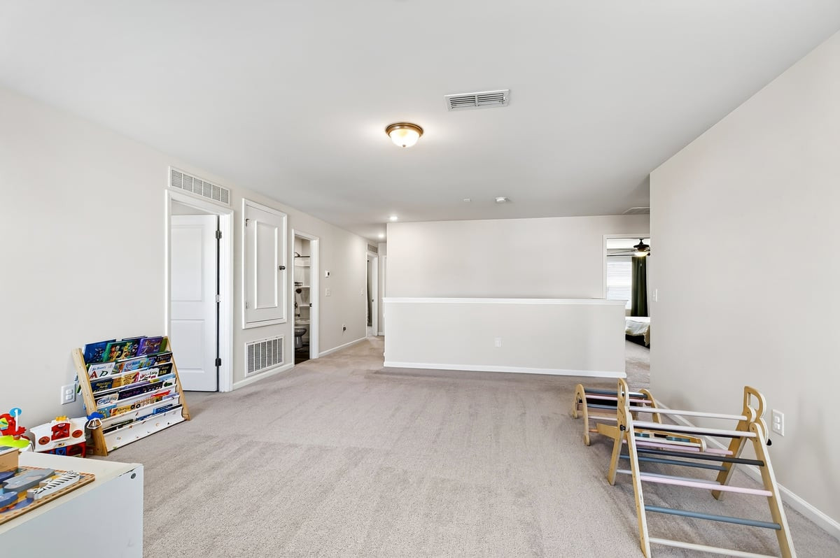 1520 Crested Iris Street