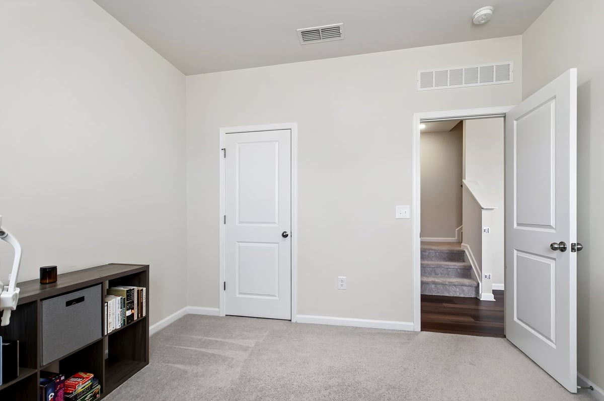 1520 Crested Iris Street