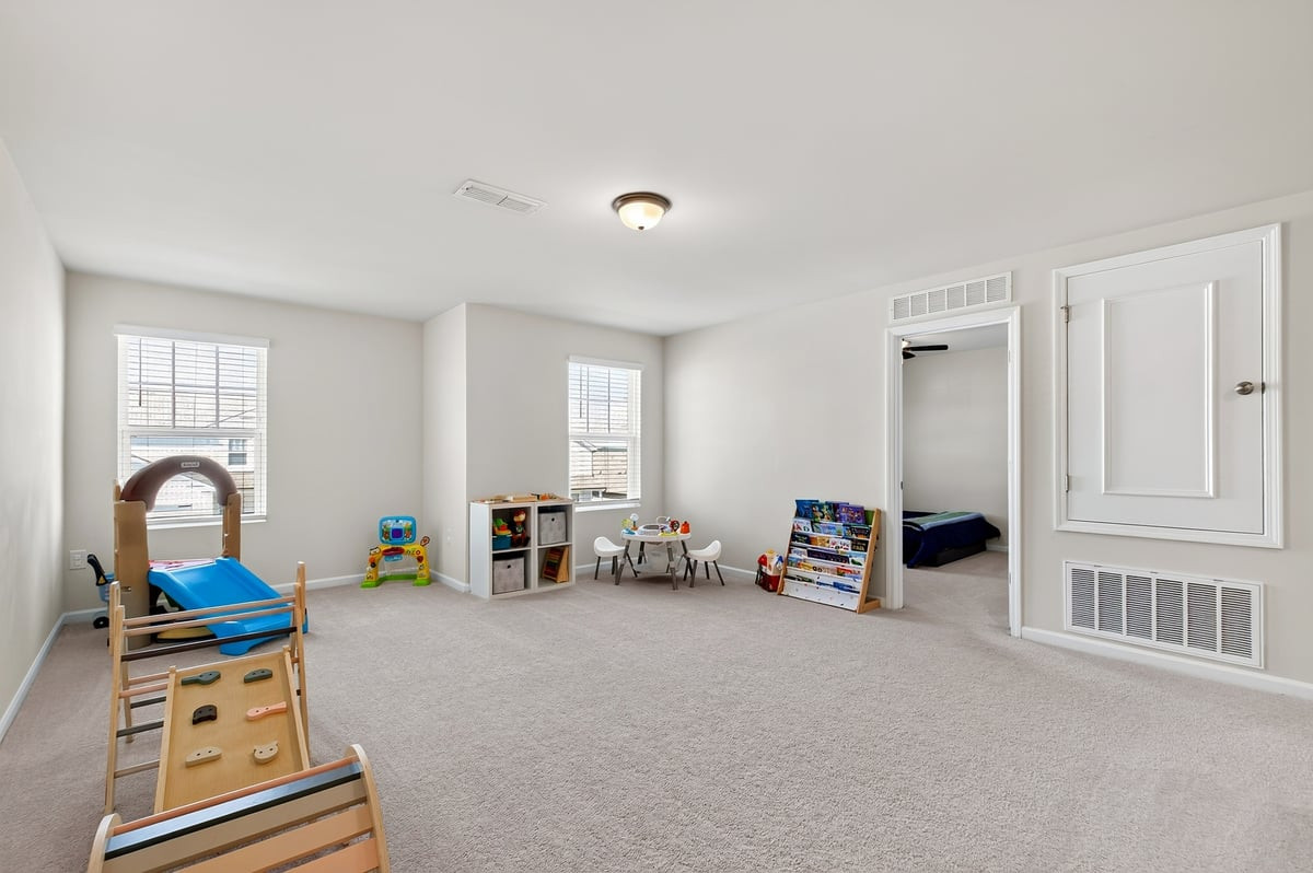 1520 Crested Iris Street