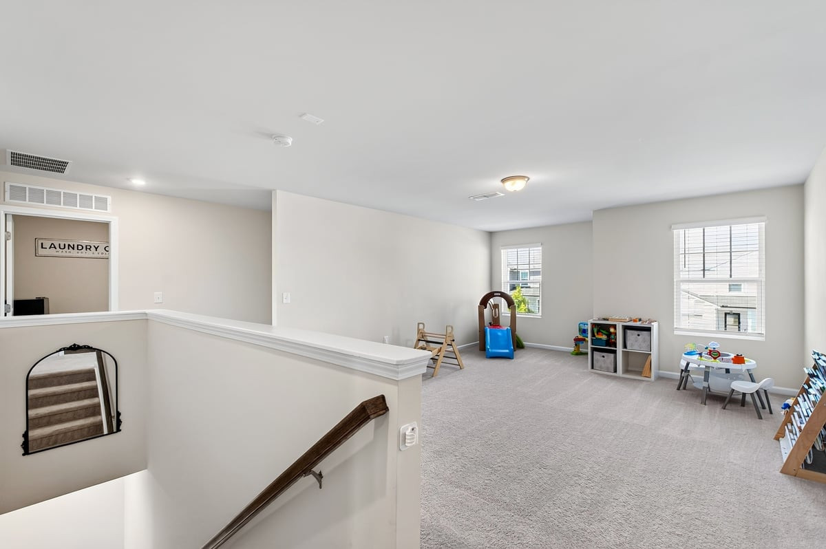 1520 Crested Iris Street