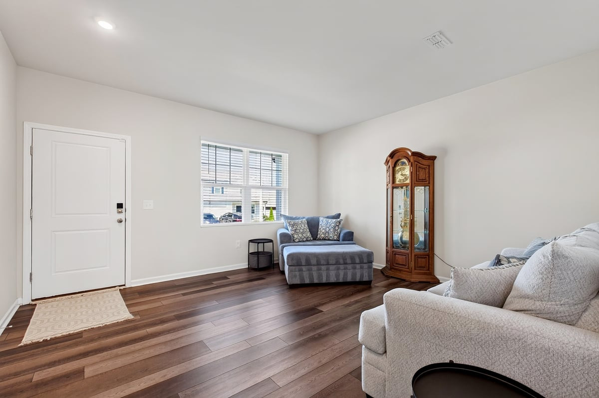 1520 Crested Iris Street