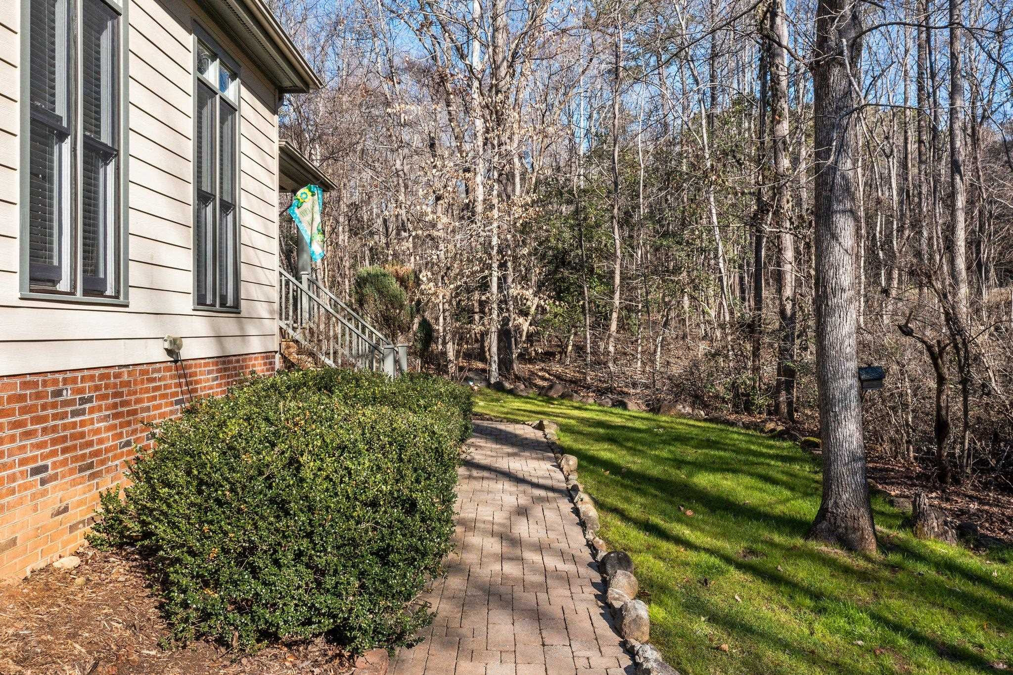 3285 Hamlets Chapel Road