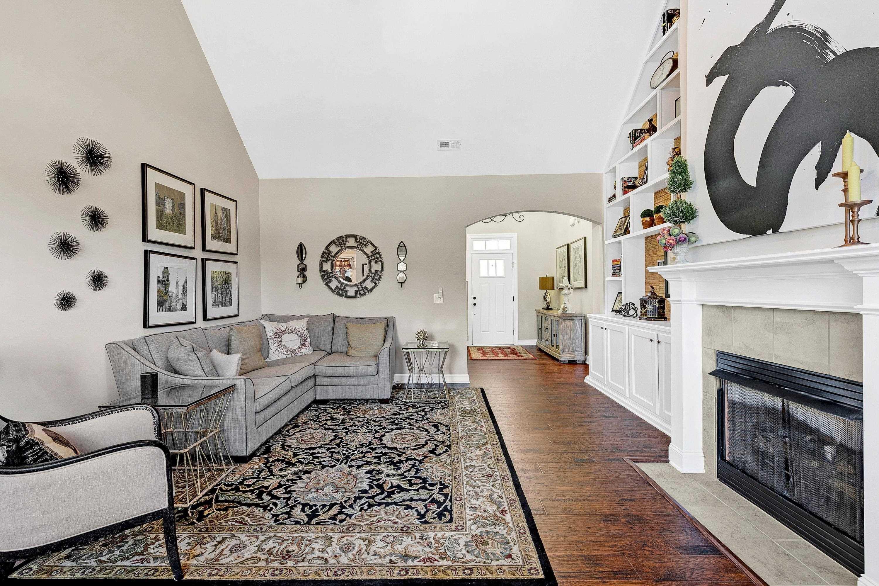 313 Country Mill Way