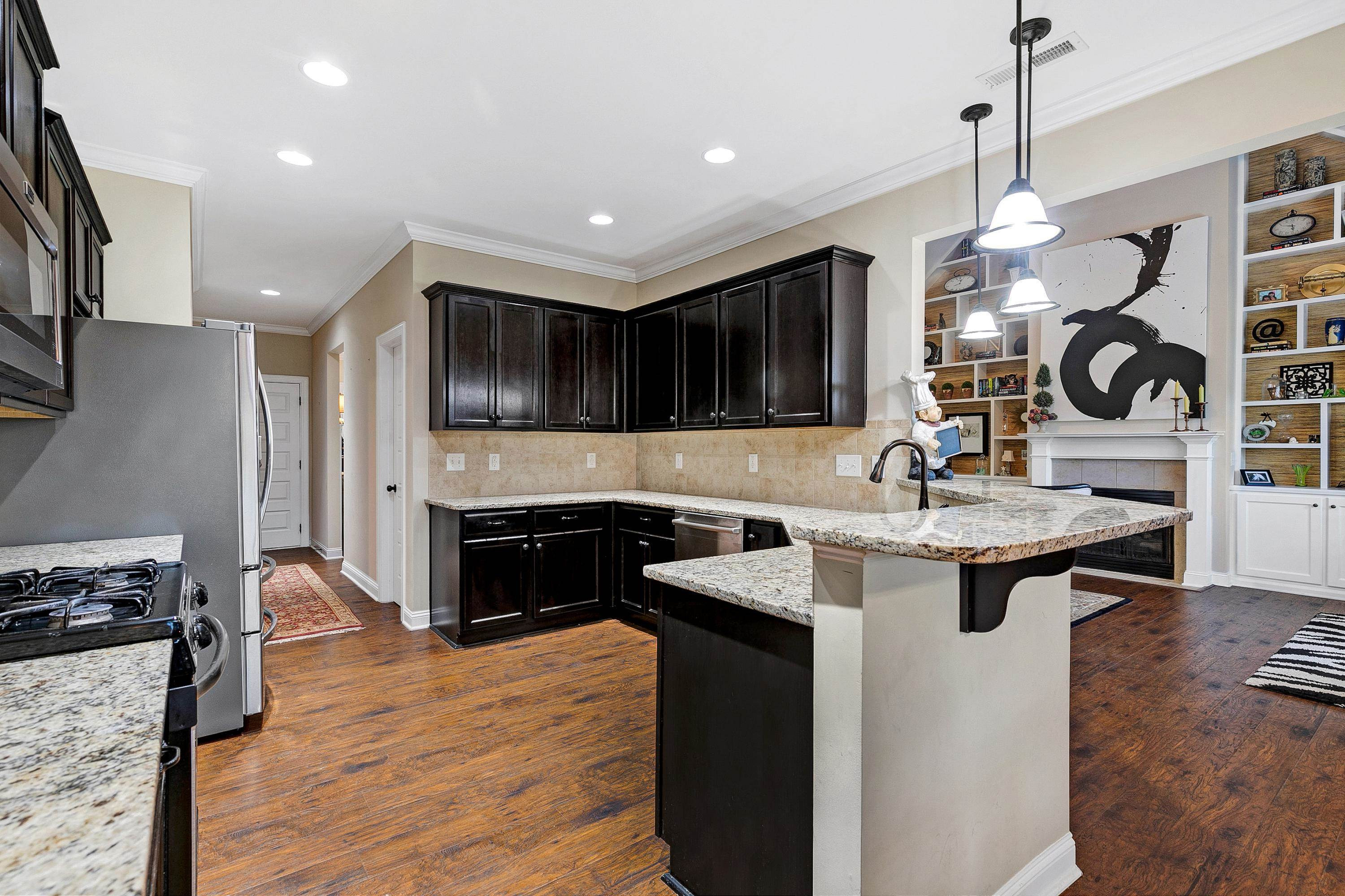 313 Country Mill Way